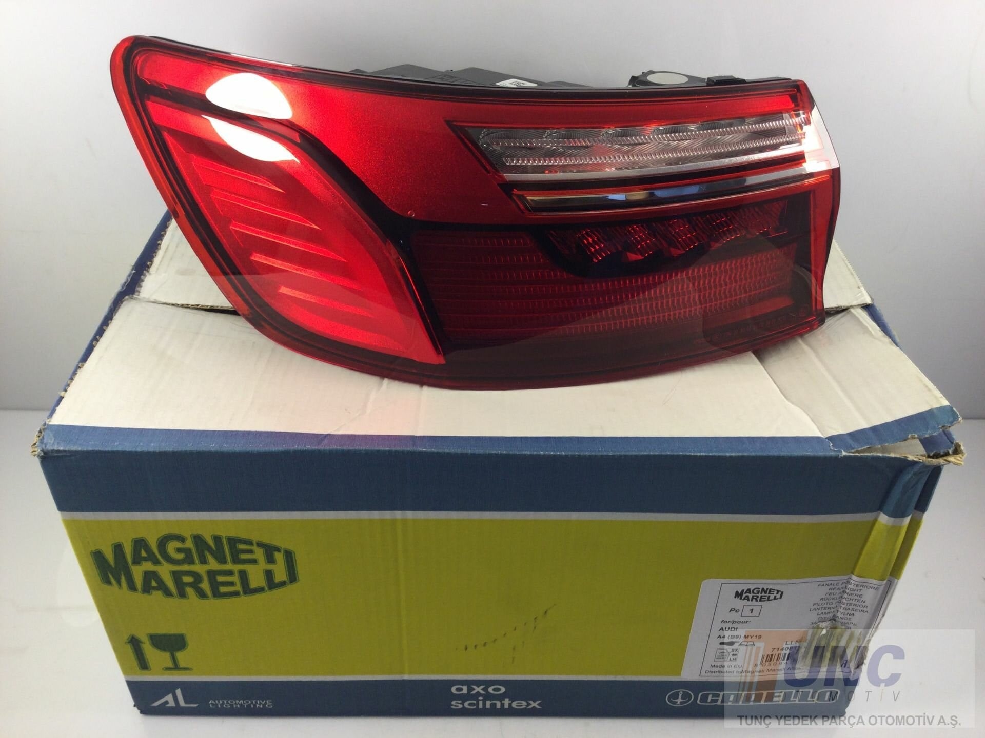 MAGNETI MARELLI 714081930101 Arka Far Stop 8W5945069AA uygun fiyat hızlı kargo