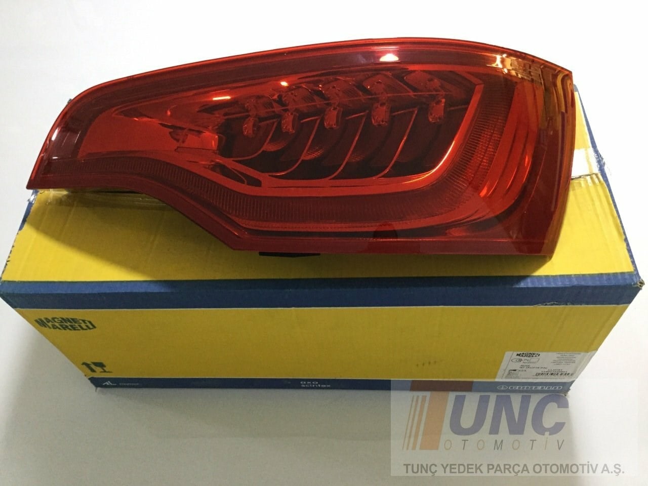 MAGNETI MARELLI 714021520801 Arka Far Stop 4L0945094F uygun fiyat hızlı kargo
