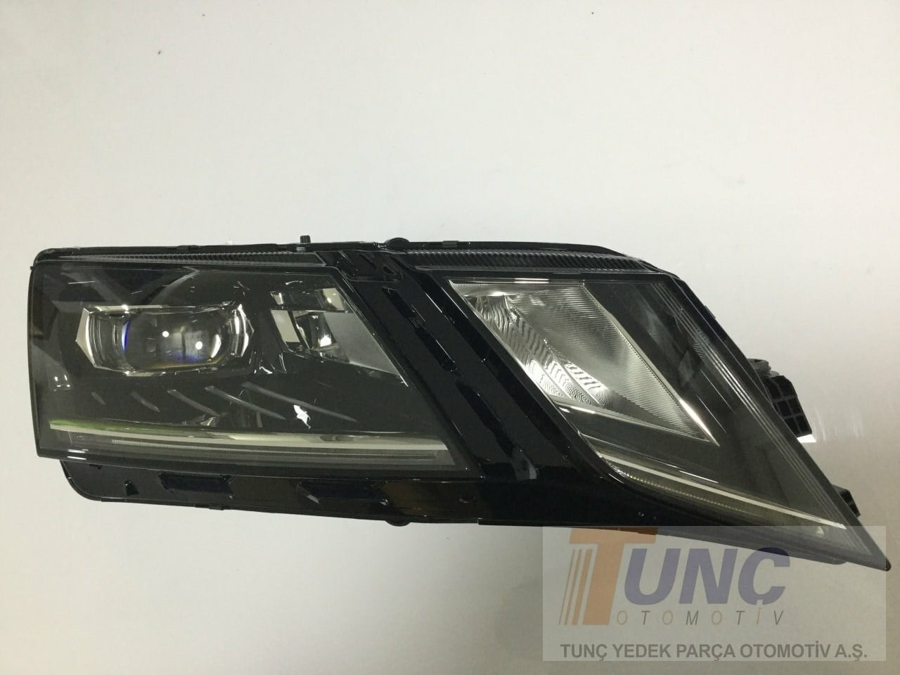 MAGNETI MARELLI 711451000242 Far 5E1941016D uygun fiyat hızlı kargo