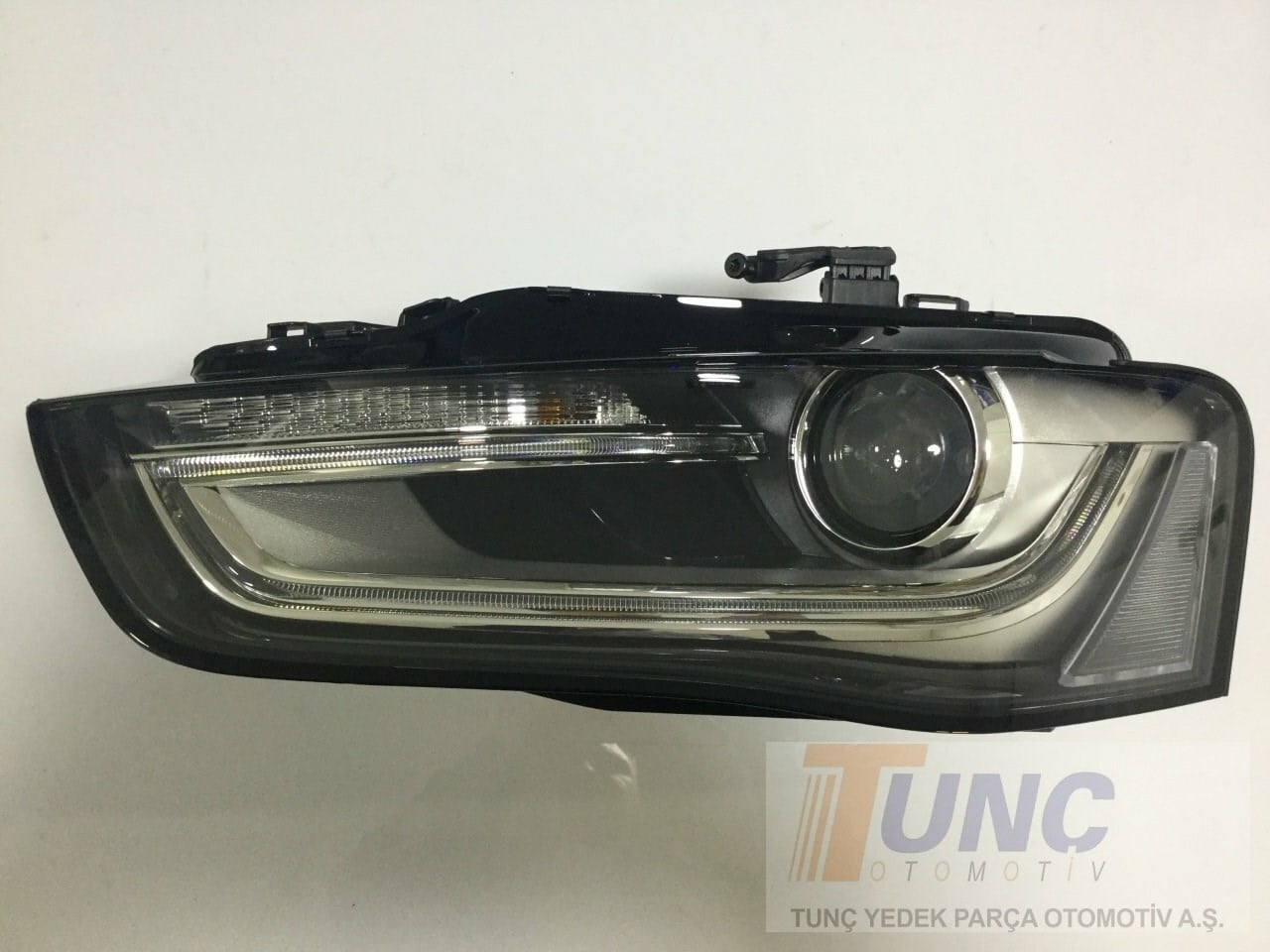 MAGNETI MARELLI 711307024090 Far 8K0941043C uygun fiyat hızlı kargo