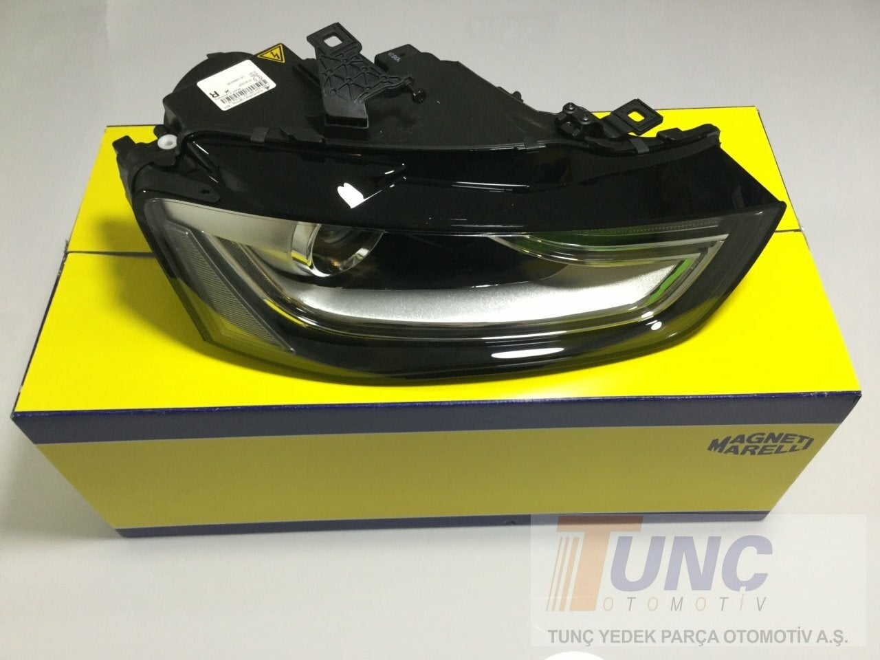 MAGNETI MARELLI 711307024091 Far 8K0941044C uygun fiyat hızlı kargo