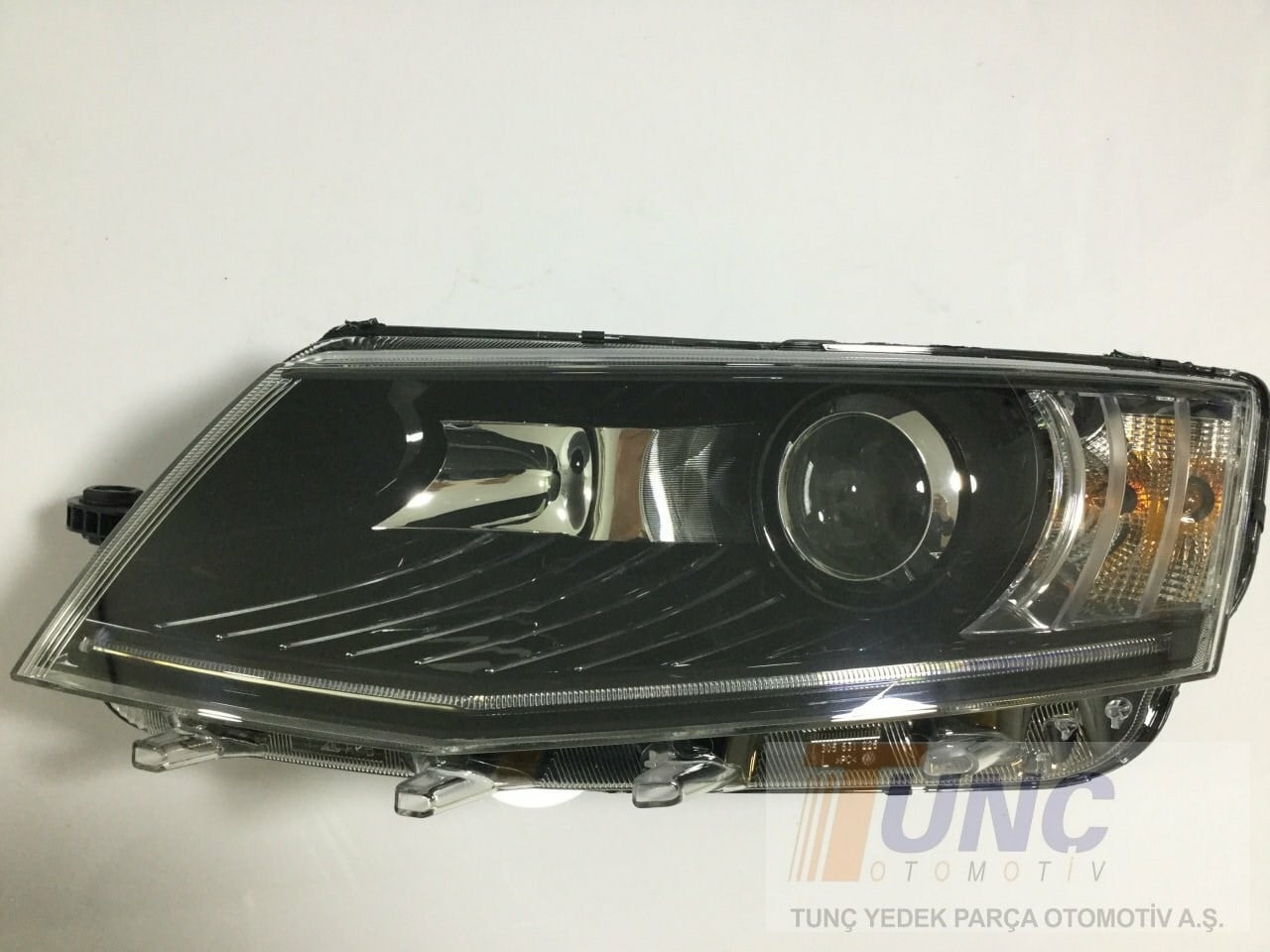 MAGNETI MARELLI 711307024258 Far 5E1941017B uygun fiyat hızlı kargo