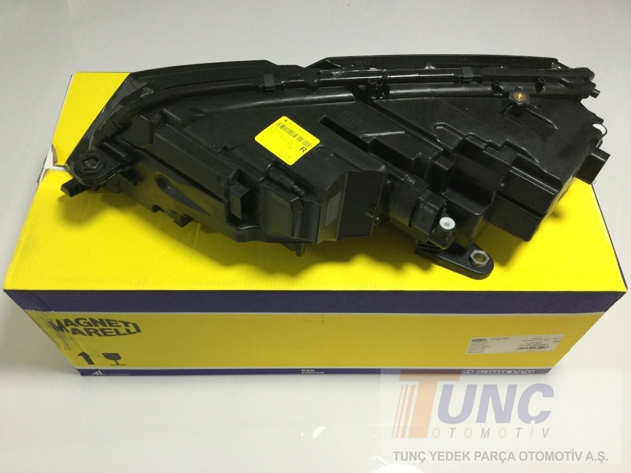 MAGNETI MARELLI 711451000242 Far 5E1941016D uygun fiyat hızlı kargo