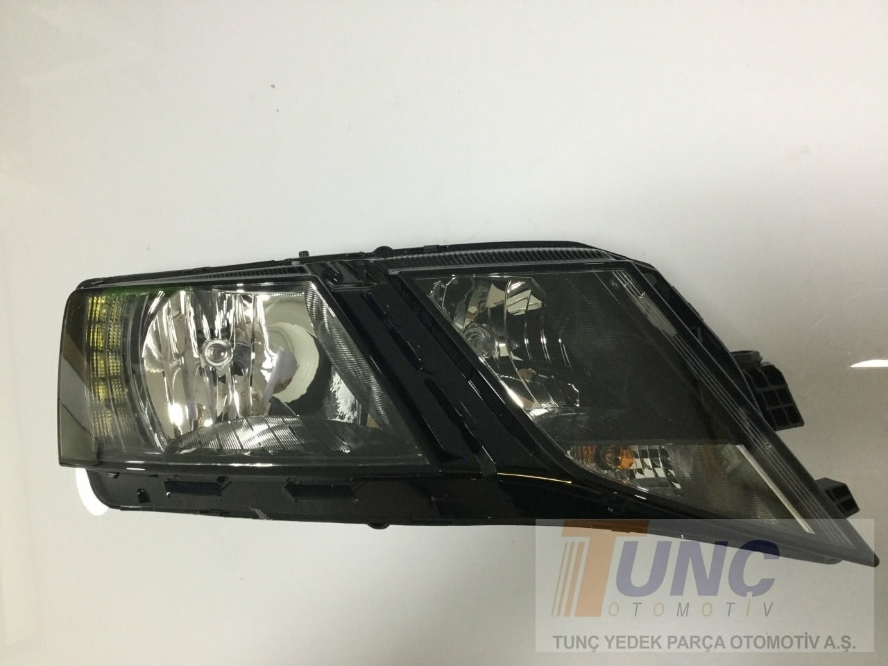 MAGNETI MARELLI 711451000250 Far 5E1941016C uygun fiyat hızlı kargo