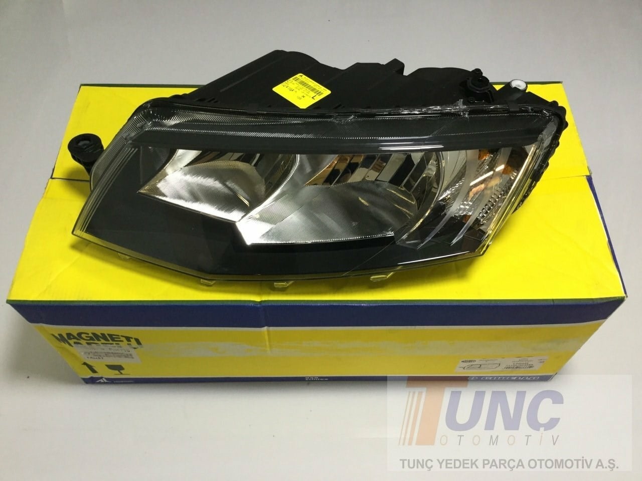 MAGNETI MARELLI 711307024254 Far 5E1941017 uygun fiyat hızlı kargo
