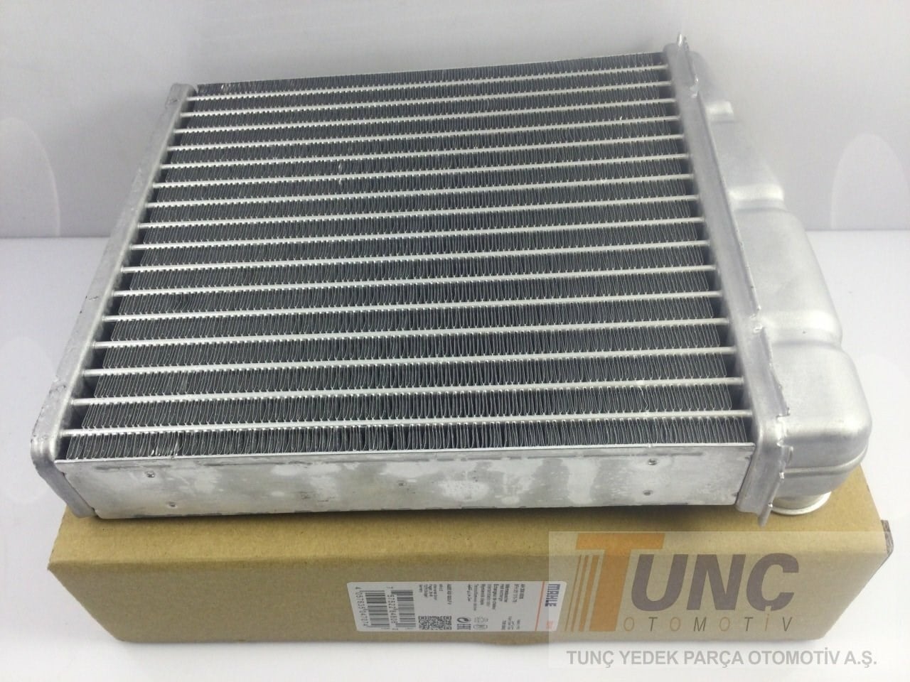 MAHLE AH 208 000S Kalorifer Radyatörü 1K0819031D uygun fiyat hızlı kargo