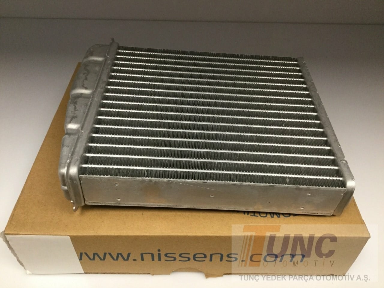 NISSENS 70228 Kalorifer Radyatörü 1K0819031D uygun fiyat hızlı kargo