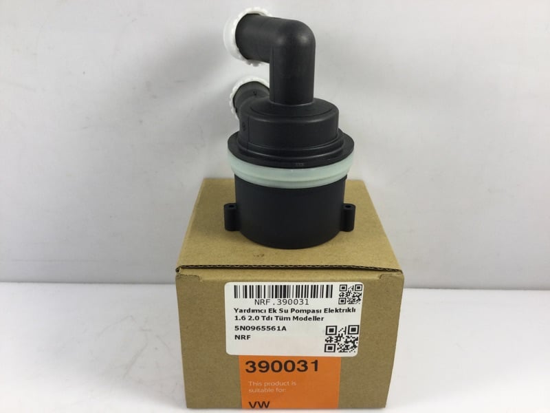NRF 390031 Ek Su Pompası 5N0965561A uygun fiyat hızlı kargo
