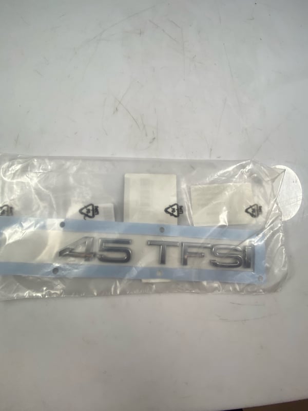 ORJINAL 8J08537442ZZ 45 TFSI Yazısı 8J08537442ZZ uygun fiyat hızlı kargo
