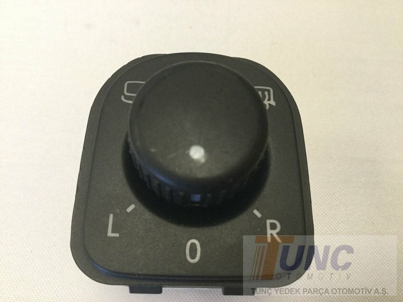 ORJINAL 1K0959565J Ayna Ayar Tuşu 1K0959565JREH uygun fiyat hızlı kargo