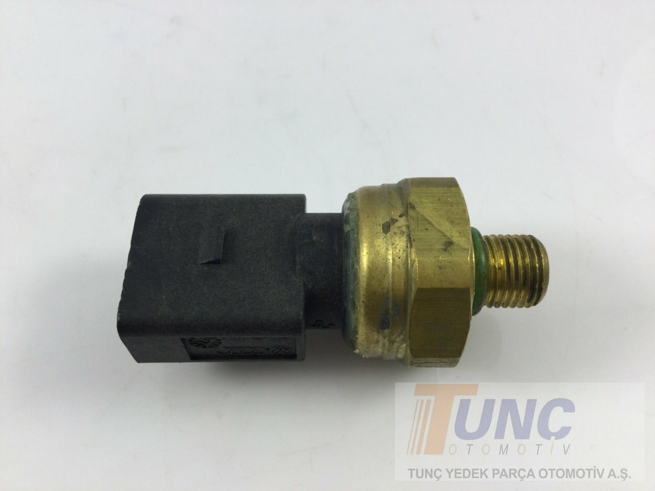 ORJINAL 03C906051A Basınç Sensörü 03C906051A uygun fiyat hızlı kargo