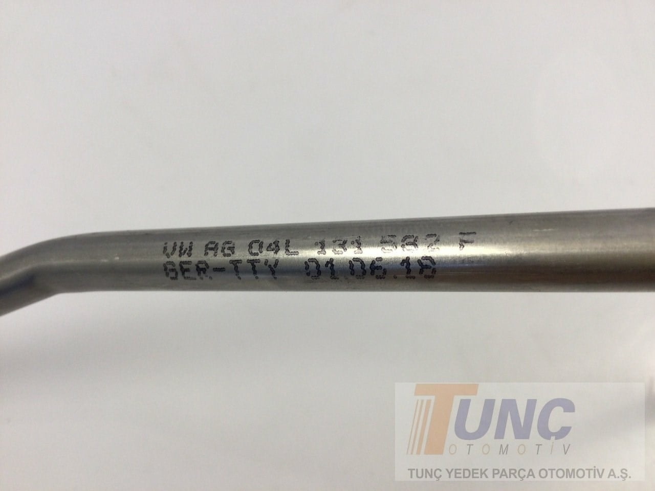 ORJINAL 04L131582F Boru 04L131582F uygun fiyat hızlı kargo