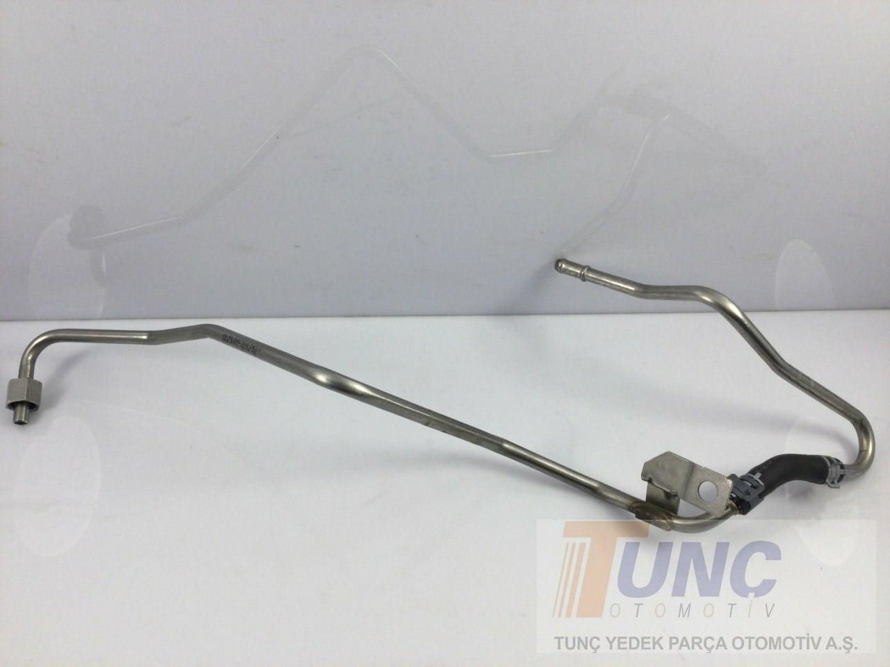ORJINAL 04L131582F Boru 04L131582F uygun fiyat hızlı kargo