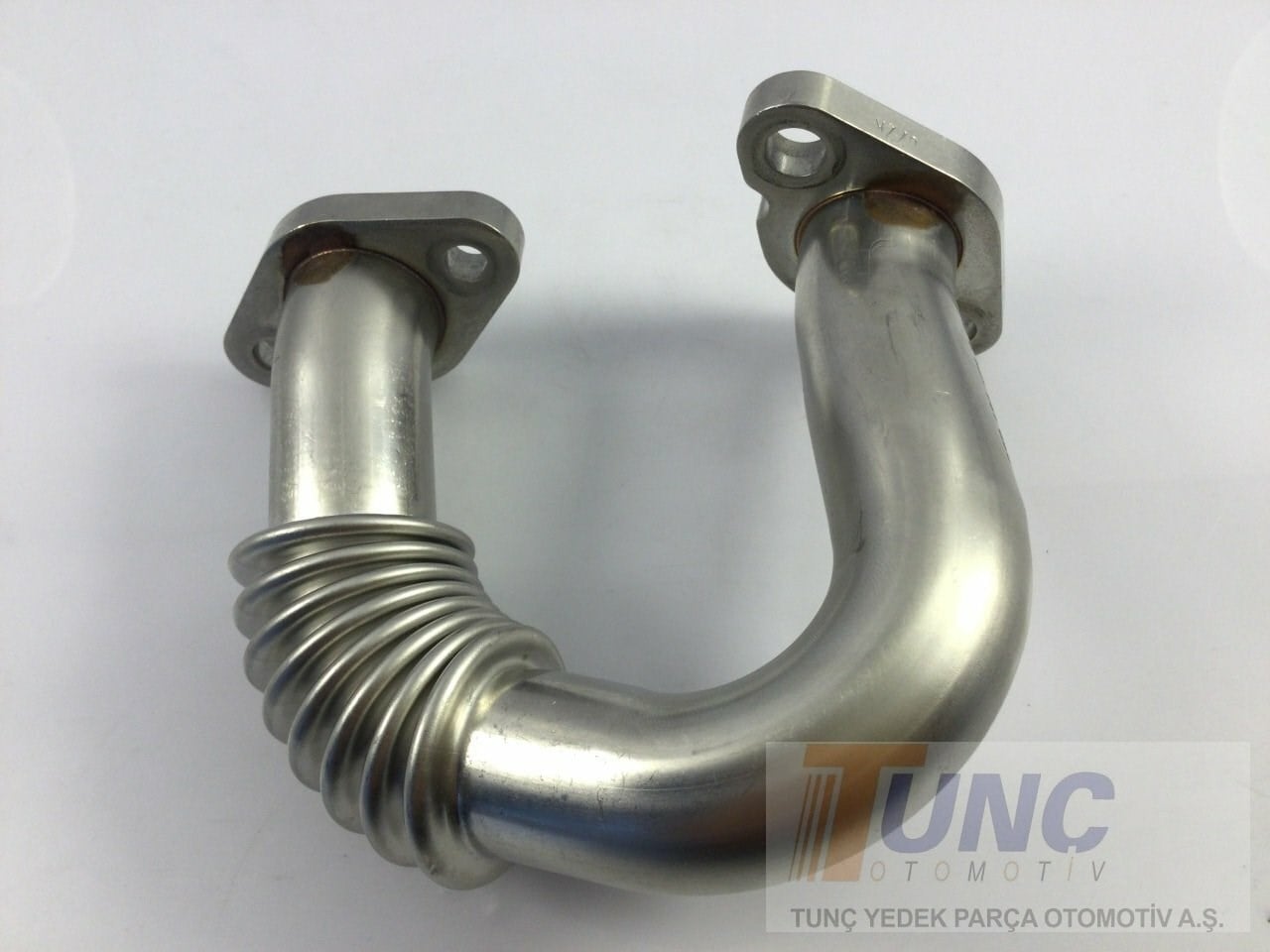 ORJINAL 03P131521B EGR Soğutucu 03P131521E uygun fiyat hızlı kargo