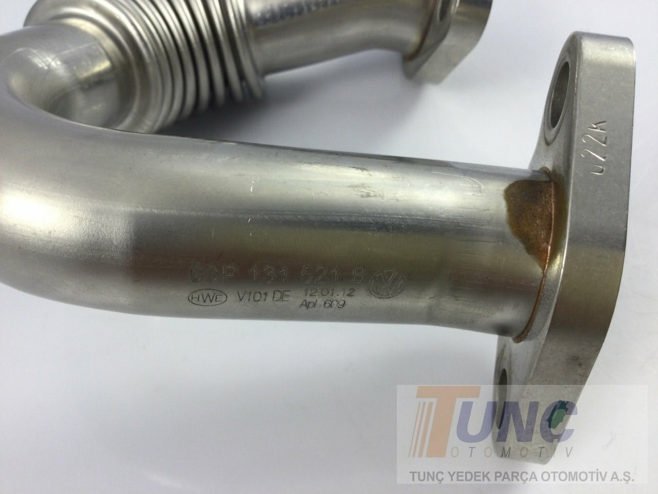 ORJINAL 03P131521B EGR Soğutucu 03P131521E uygun fiyat hızlı kargo