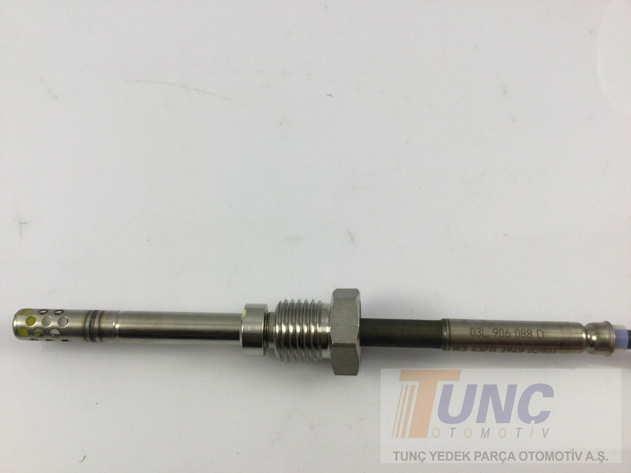 ORJINAL 03L906088D Egzoz Sıcaklık Sensörü 03L906088D uygun fiyat hızlı kargo