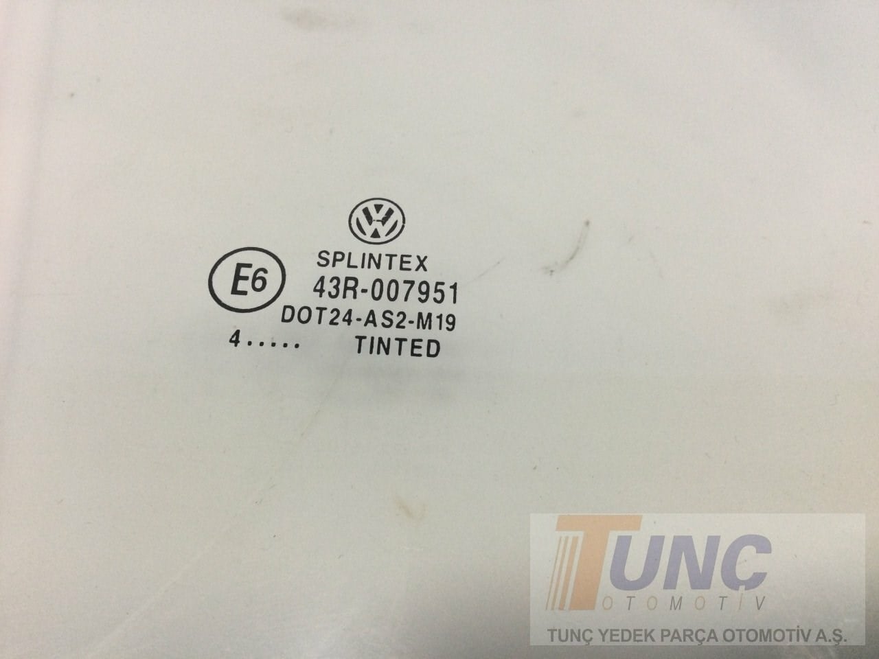 ORJINAL 1J4845202G Kapı Camı 1J4845202G uygun fiyat hızlı kargo