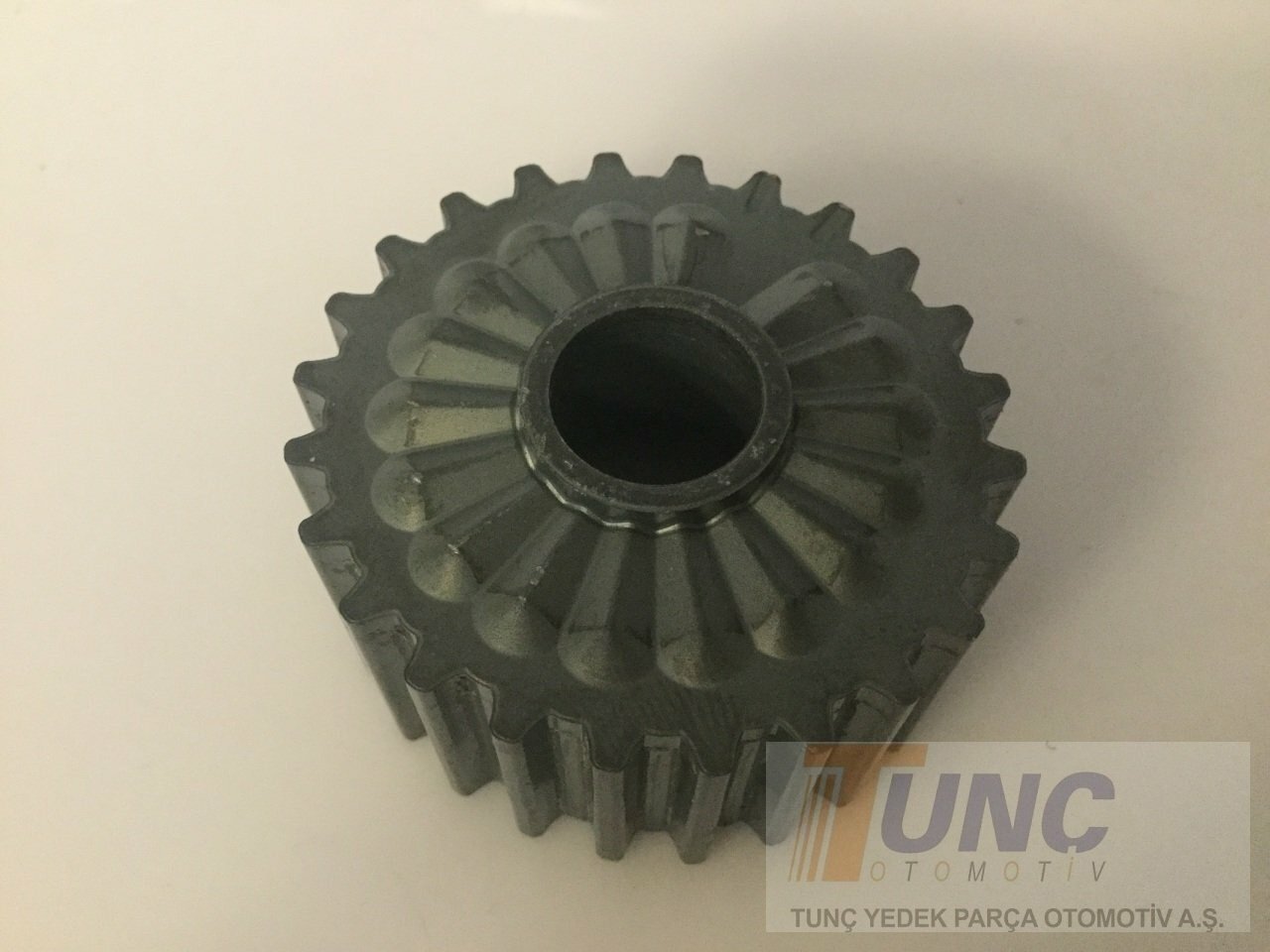 ORJINAL 04E105263D Krank Kasnağı 04E105263D uygun fiyat hızlı kargo