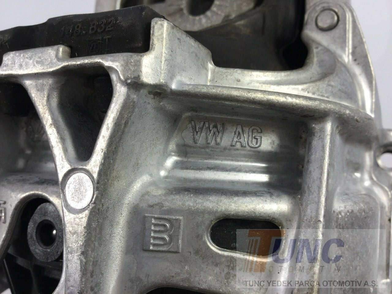 ORJINAL 4M0199371FE Motor Kulağı 4M0199371FE uygun fiyat hızlı kargo