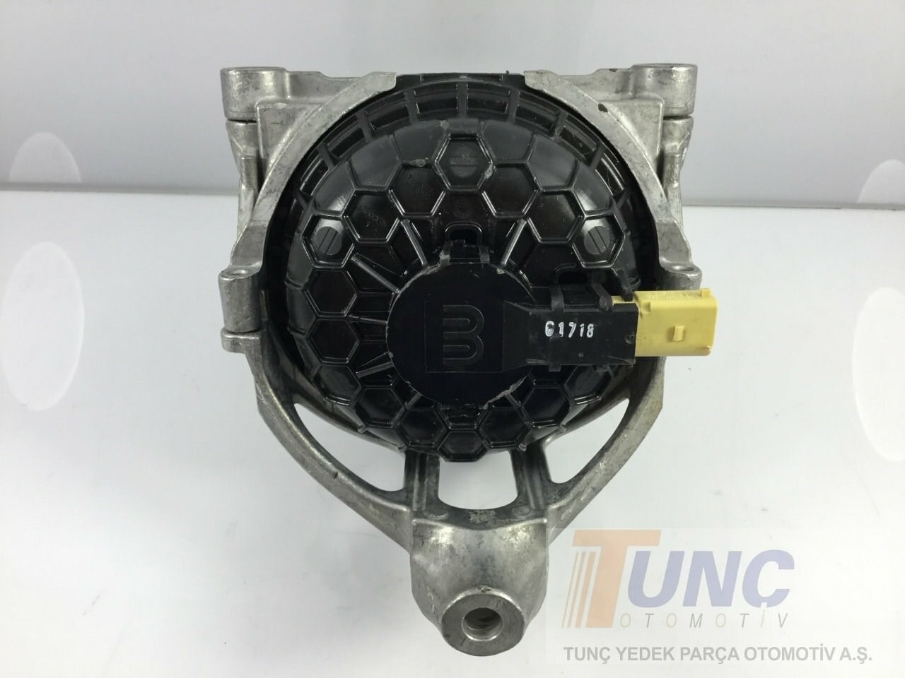 ORJINAL 4M0199372FE Motor Kulağı 4M0199372FE uygun fiyat hızlı kargo