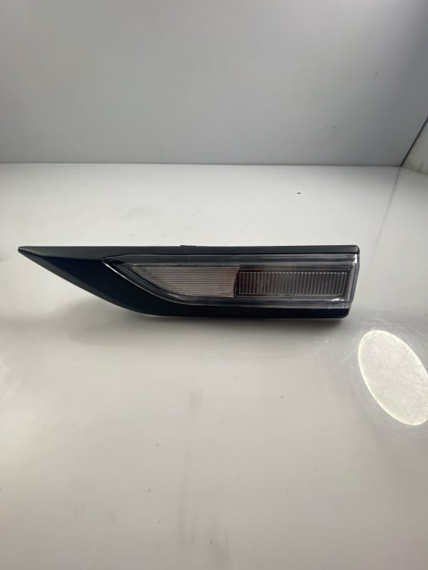 YAN SANAYI 7E0949101D Çamurluk Sinyali 7E0949101D uygun fiyat hızlı kargo