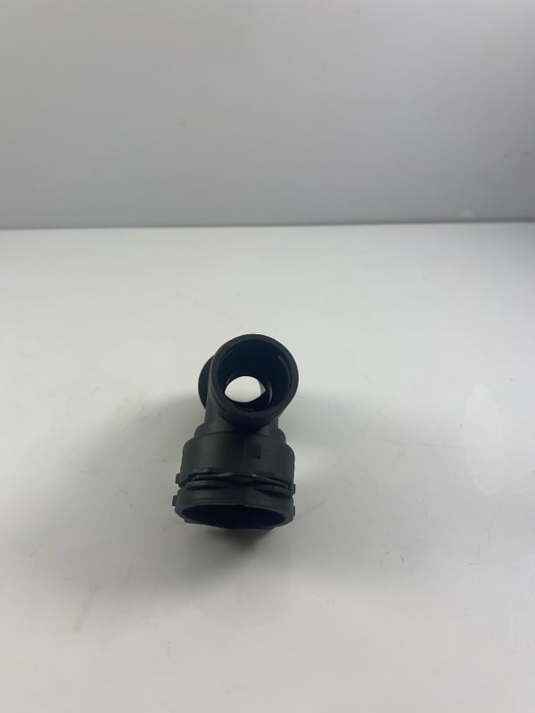YAN SANAYI 5Q0122291BQ Flanş 5Q0122291BQ uygun fiyat hızlı kargo