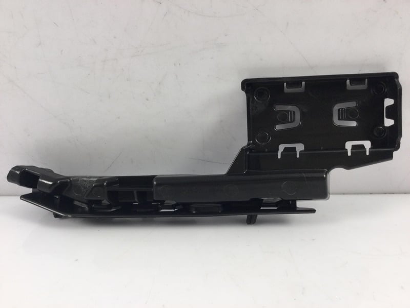 YAN SANAYI 5E3807183 Tampon Braketi 5E3807183 uygun fiyat hızlı kargo