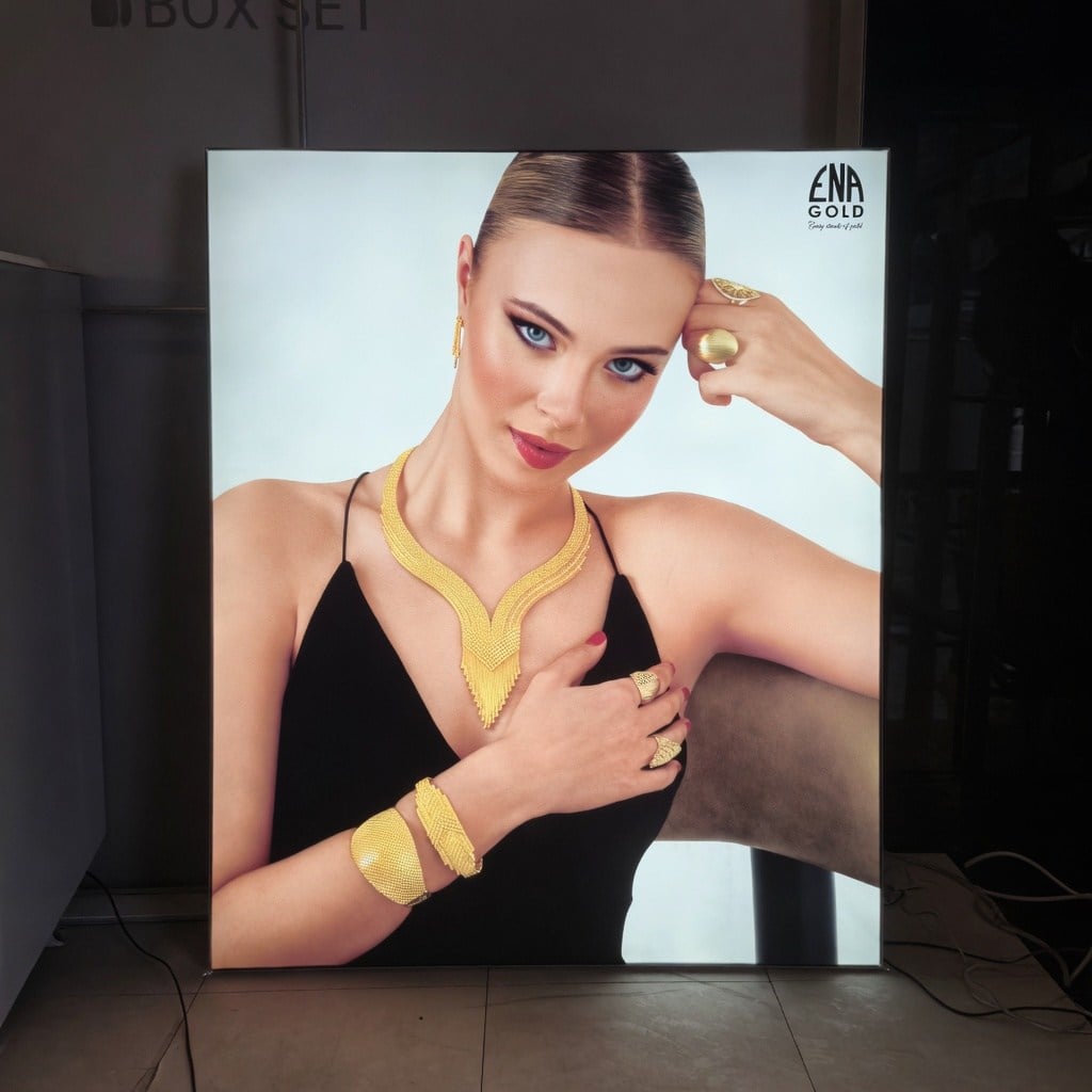 120x145 cm Duvar Tipi Lightbox Tabela - 5 cm kasa