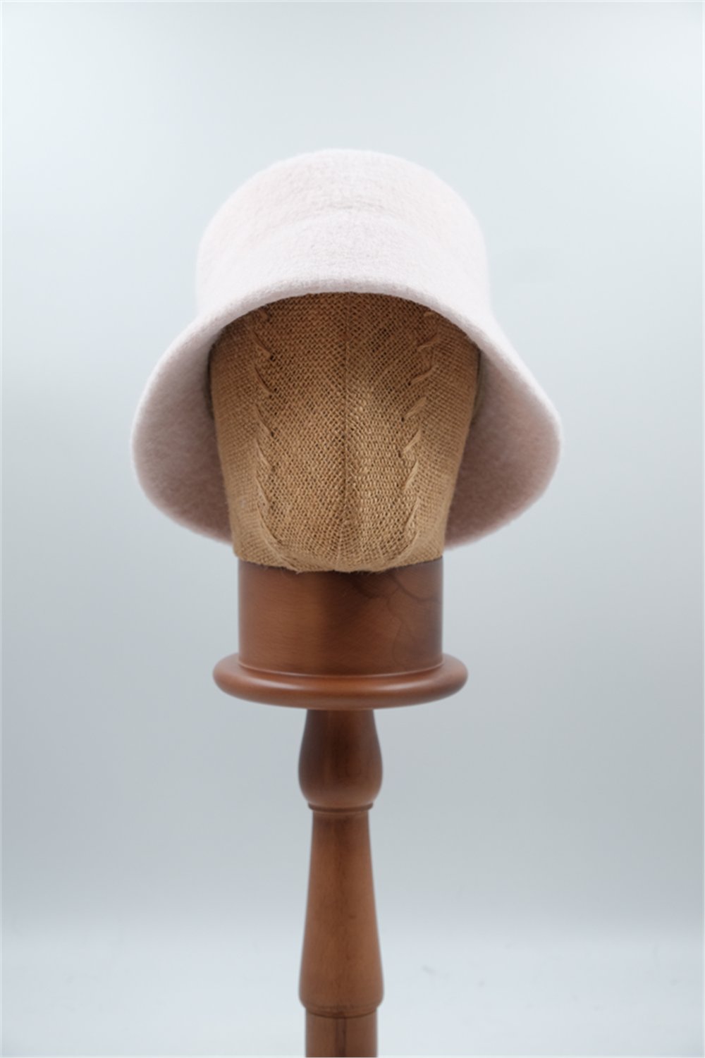 CMFW25-36 LÜXS ANGORA BALIKÇI PUDRA