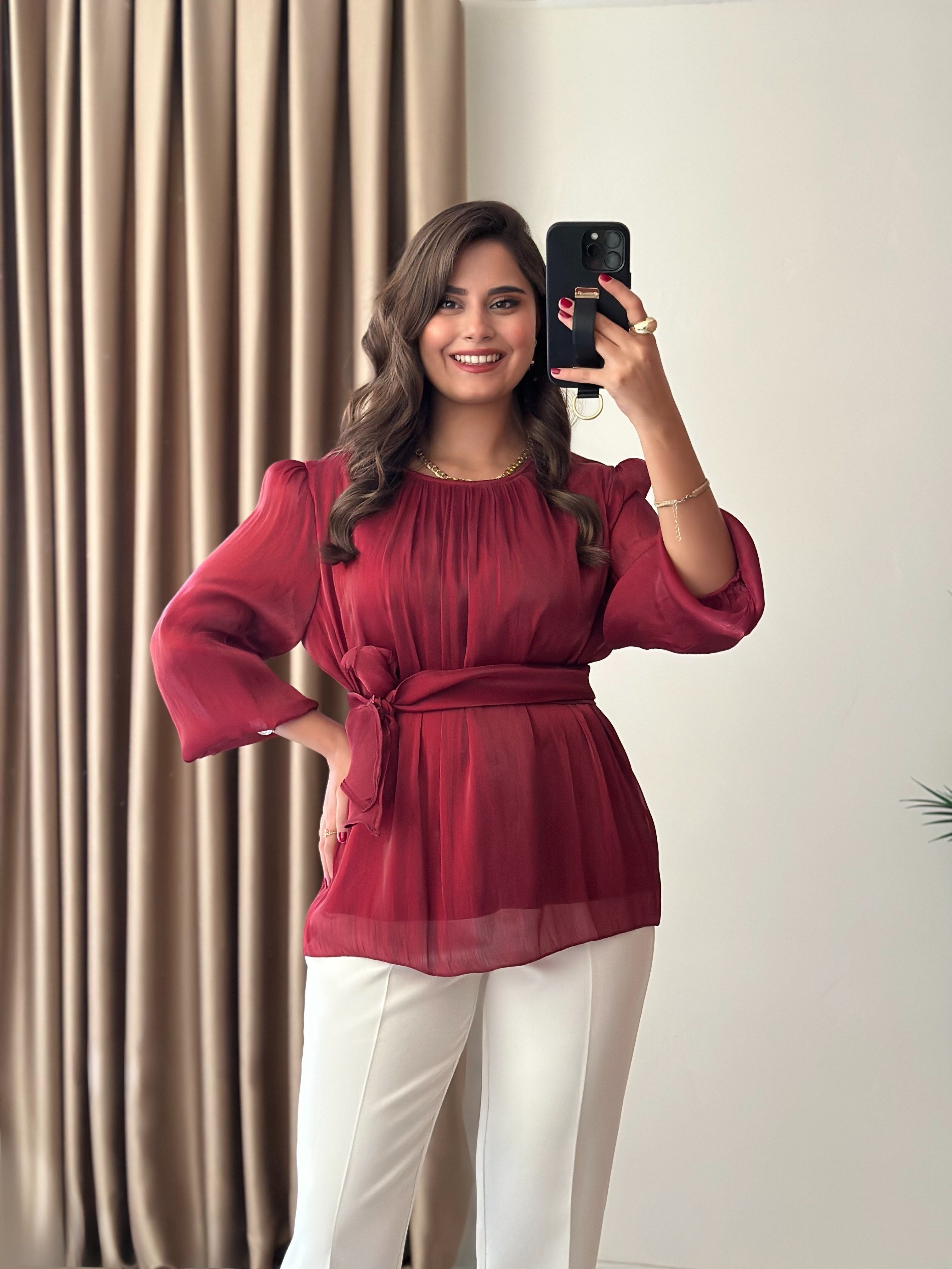Kuşak Detaylı Parlak Şifon Astarlı Bluz Bordo