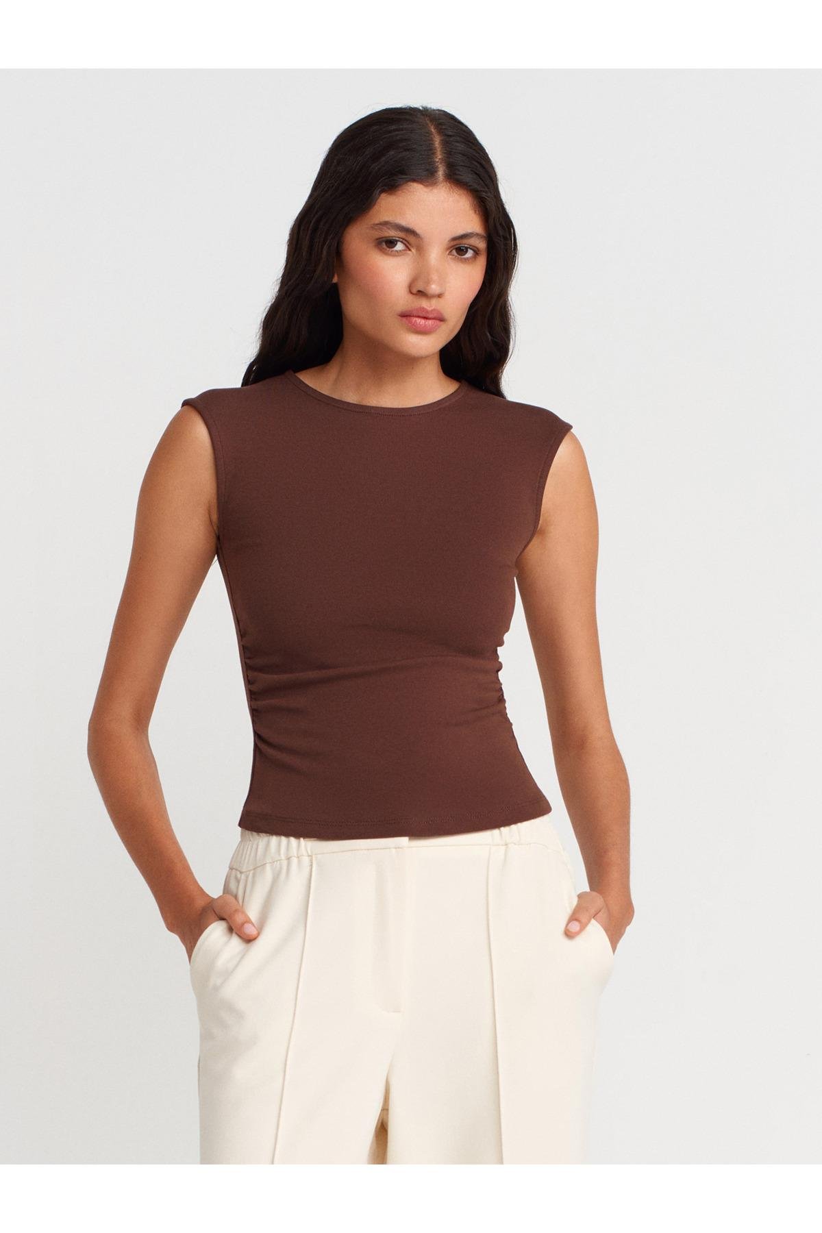 21054-buzgulu-basic-t-shirt-acik-kahve-2-789c.jpg