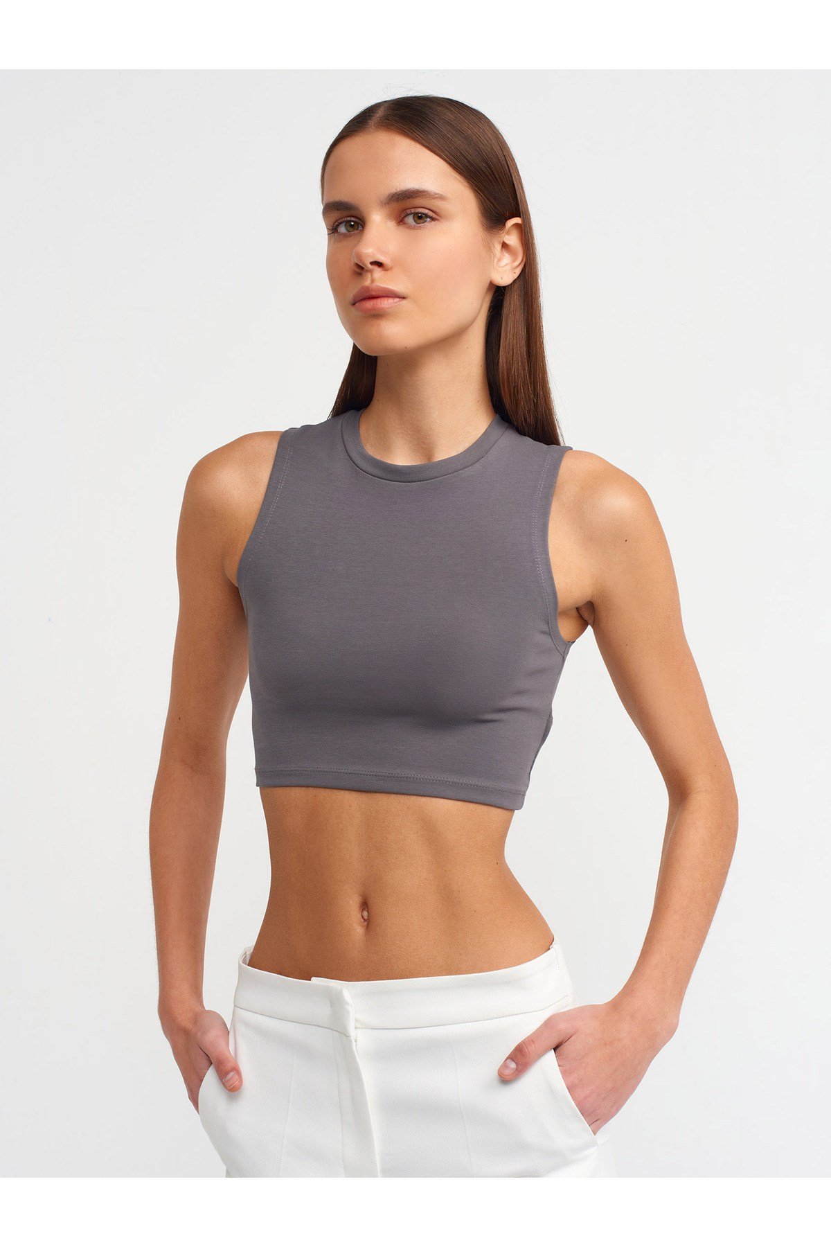 30125-crop-top-fume-f9e3f9.jpg
