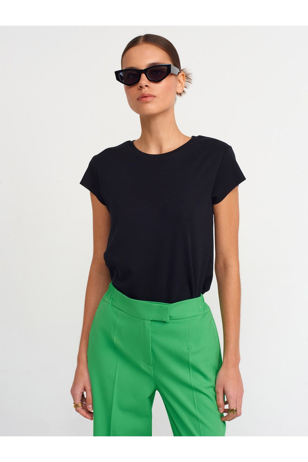 30719-bisiklet-yaka-t-shirt-siyah-f-8634.jpg