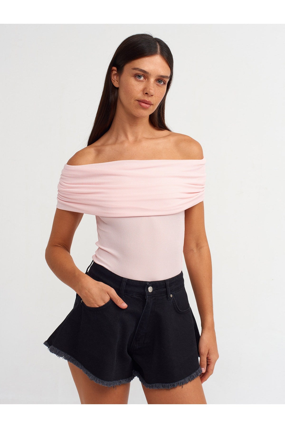 30851-omuzlari-dusuk-bluz-acik-pembe-3ea-4d.jpg