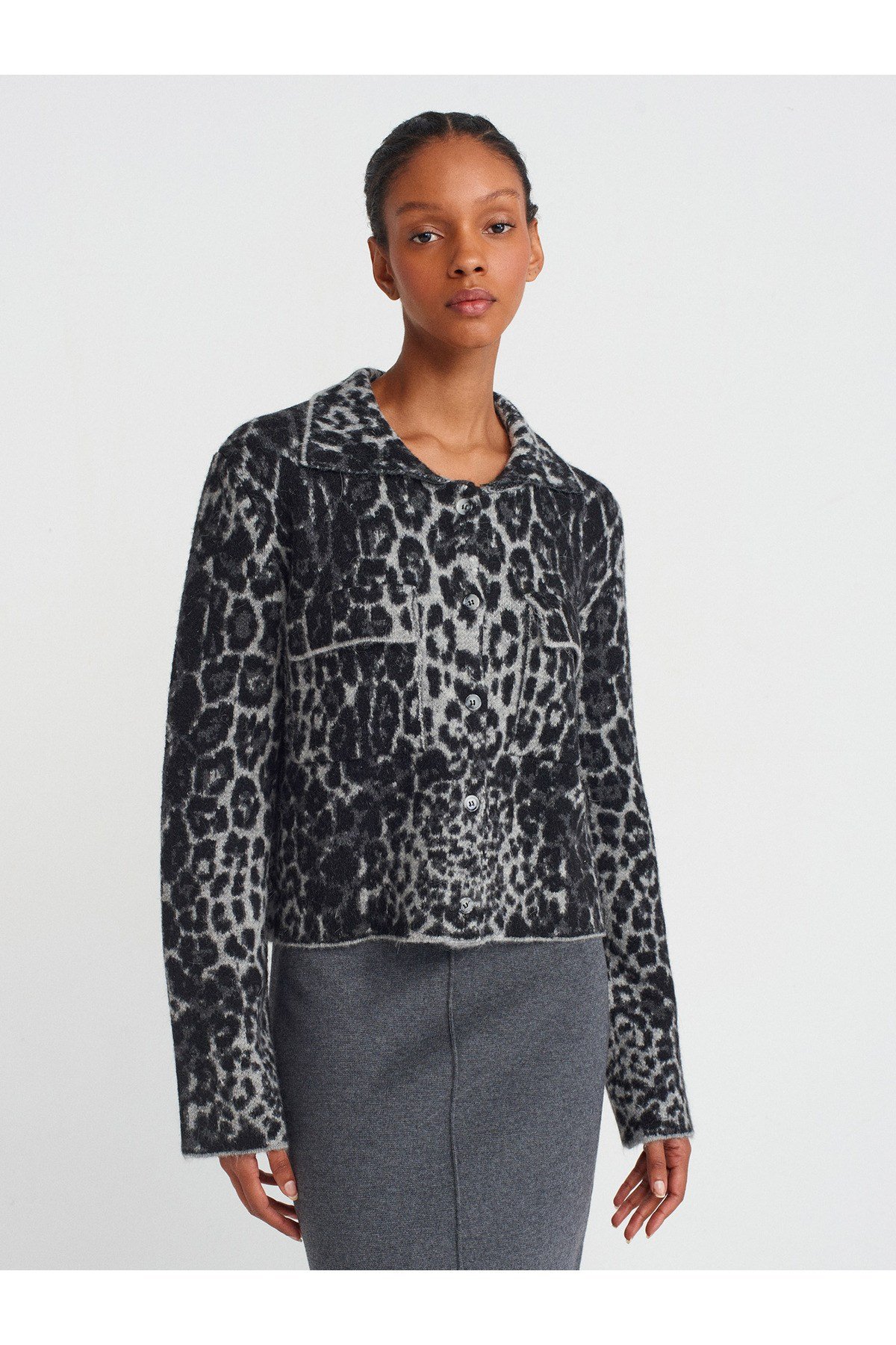 60296-polo-yaka-dugmeli-cepli-leopar-t--b696-.jpg
