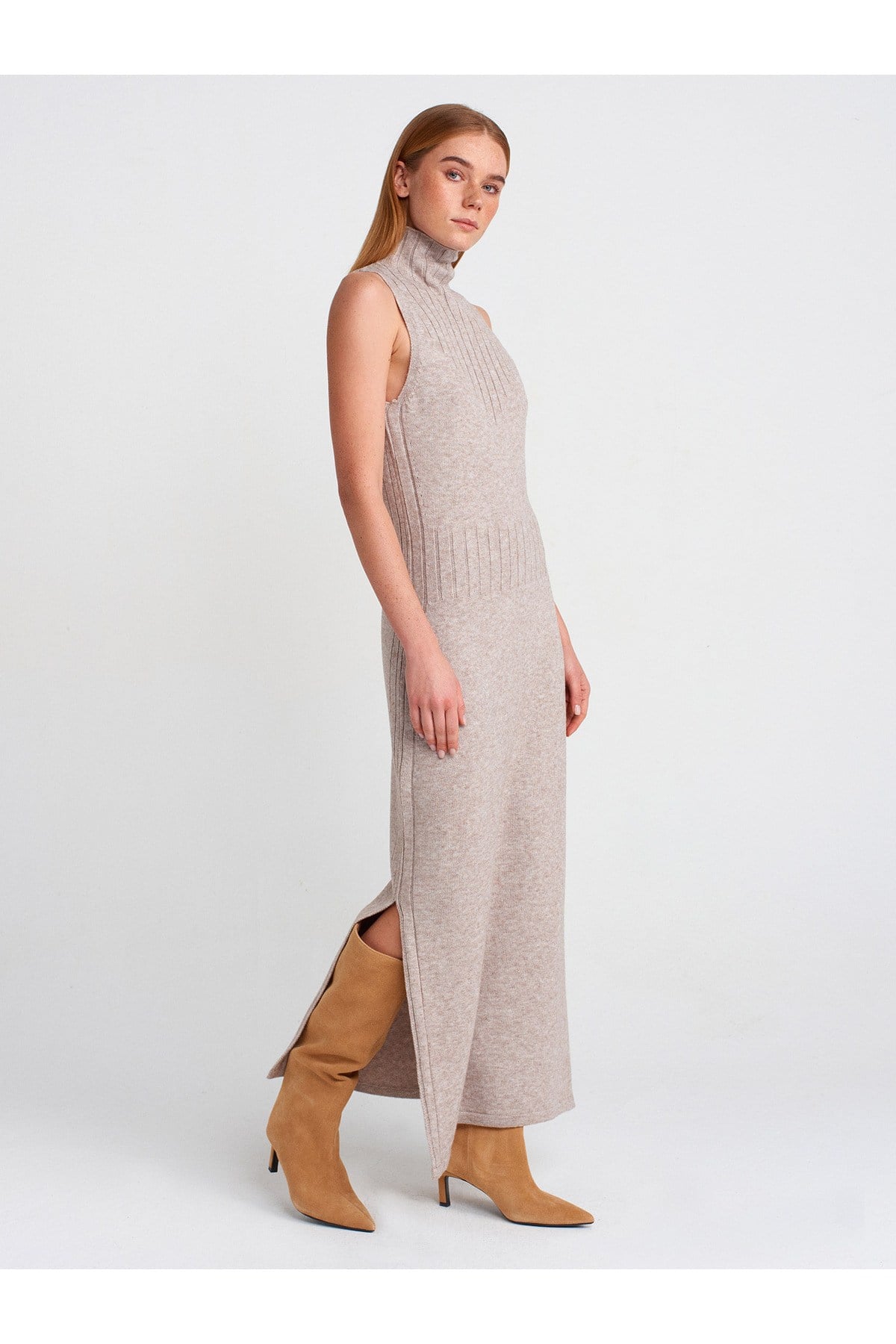 90243-dik-yaka-yirtmacli-triko-elbise--d844-4.jpg