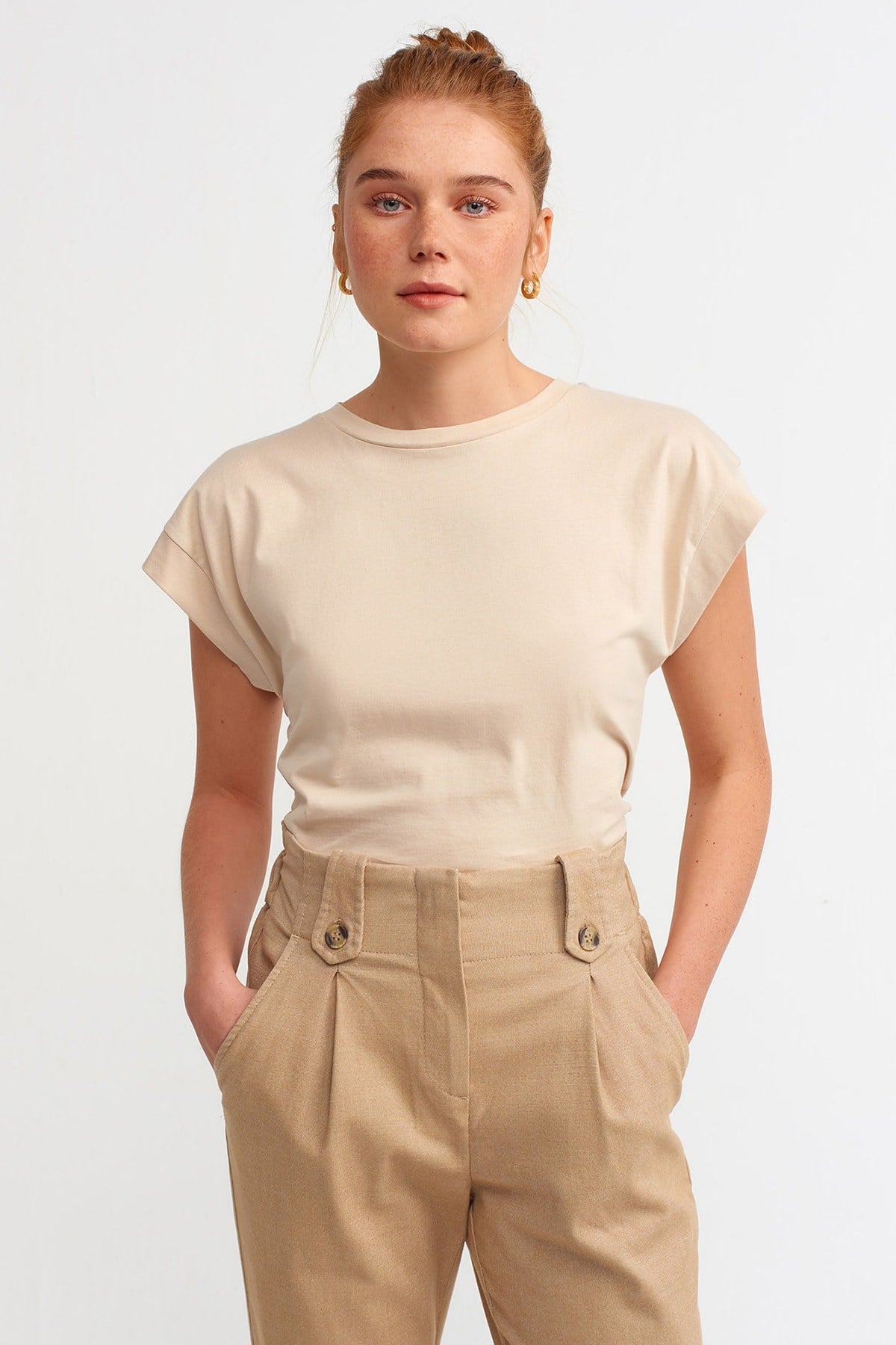 kadin-bej-bisiklet-yaka-penye-t-shirt--f-c836.jpg