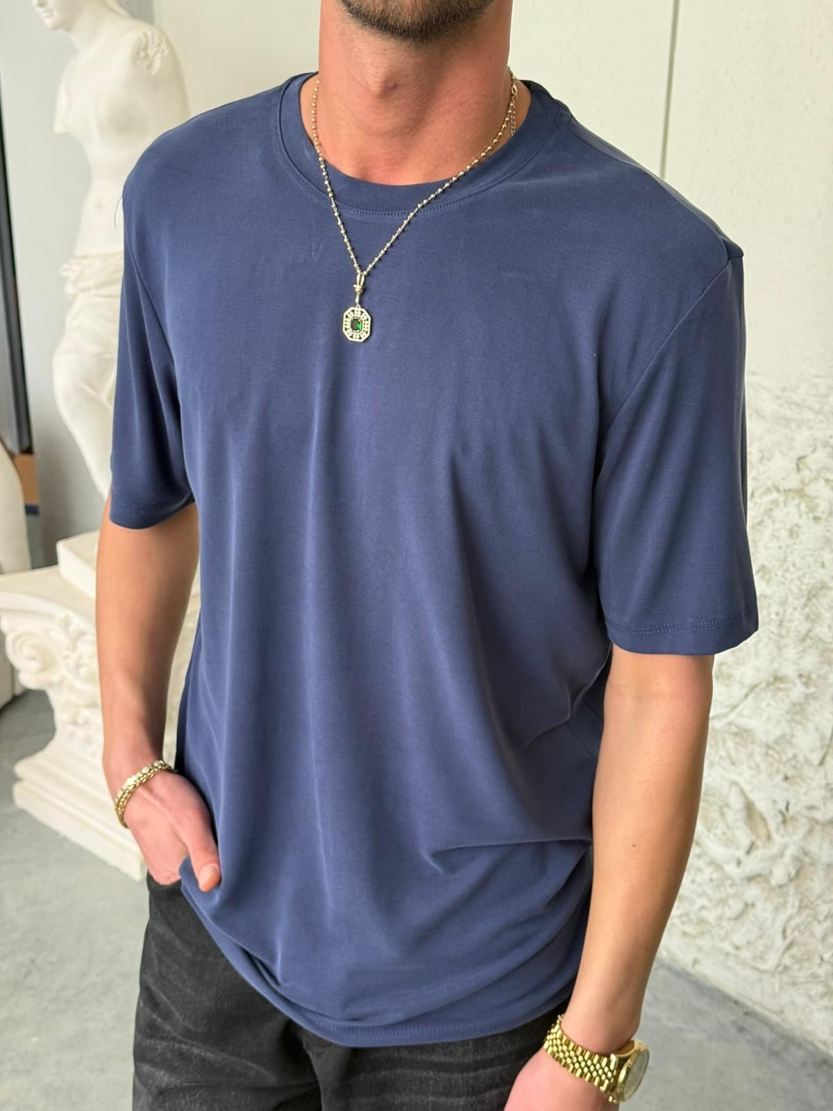 Fırçalı Kumaş Yıkamalı Basıc Lacivert Tişört 
