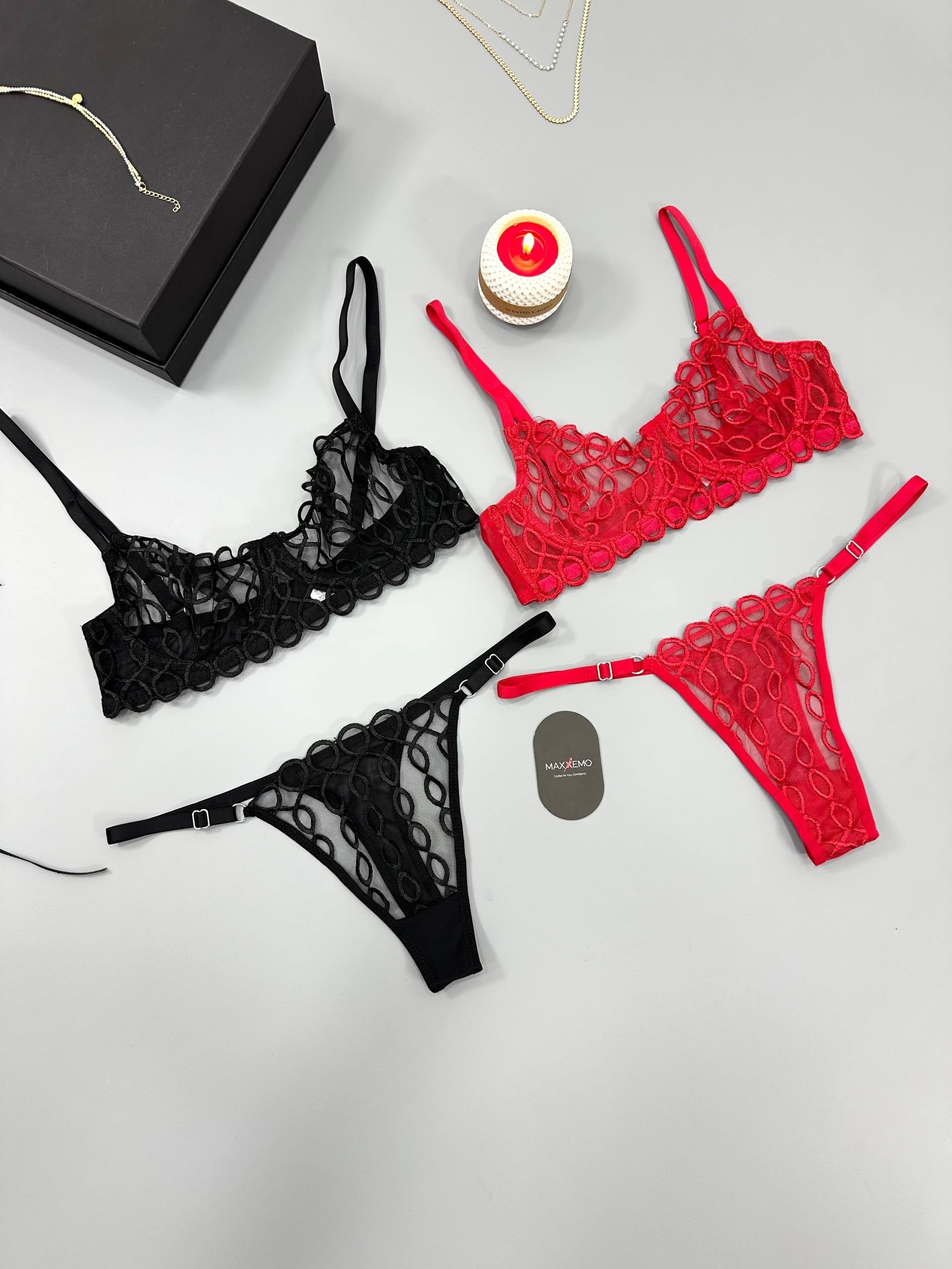 Black & Red Velvet 2'li Set