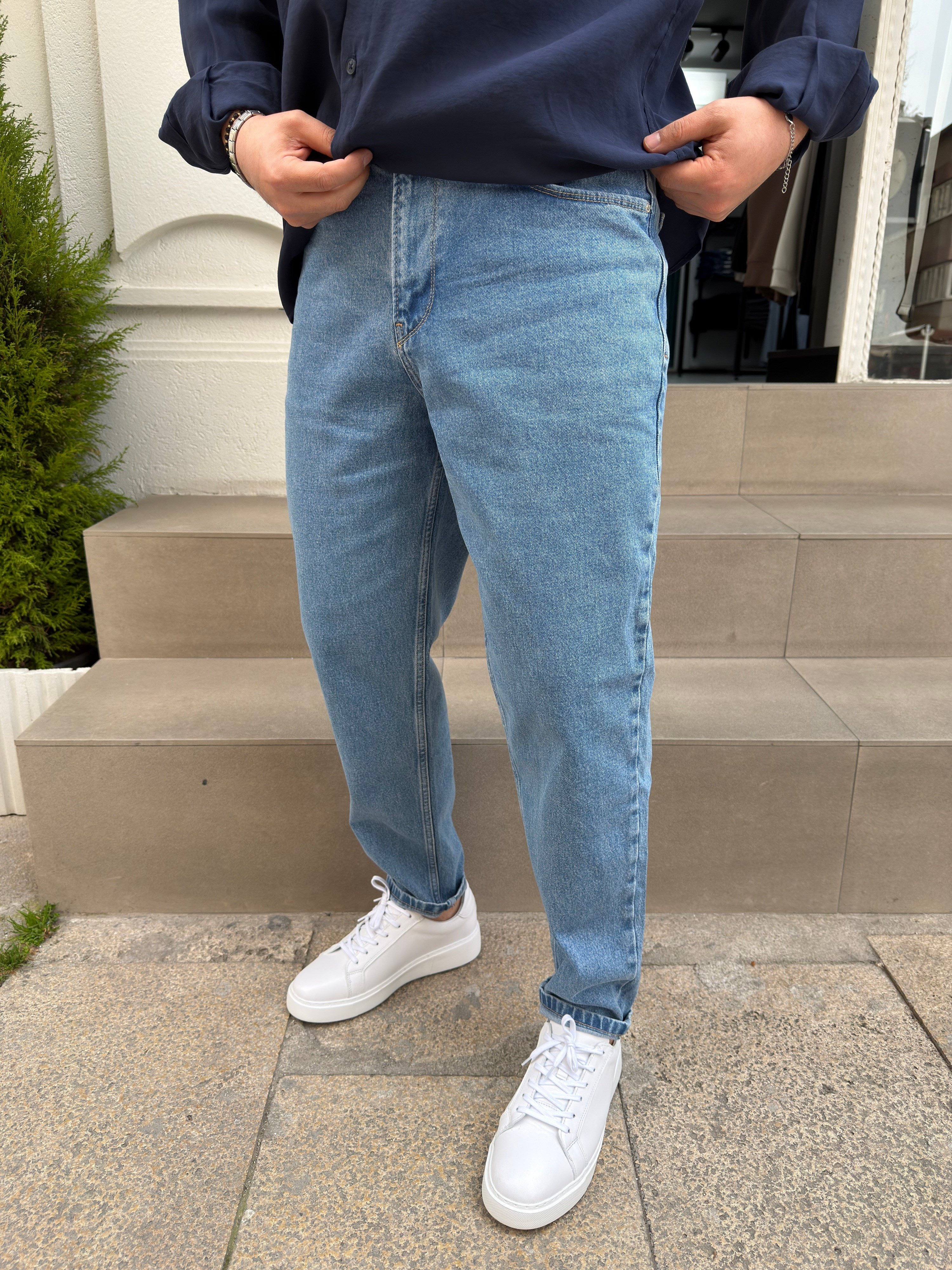 Mavi Taşlanmış Boyfriend Jean