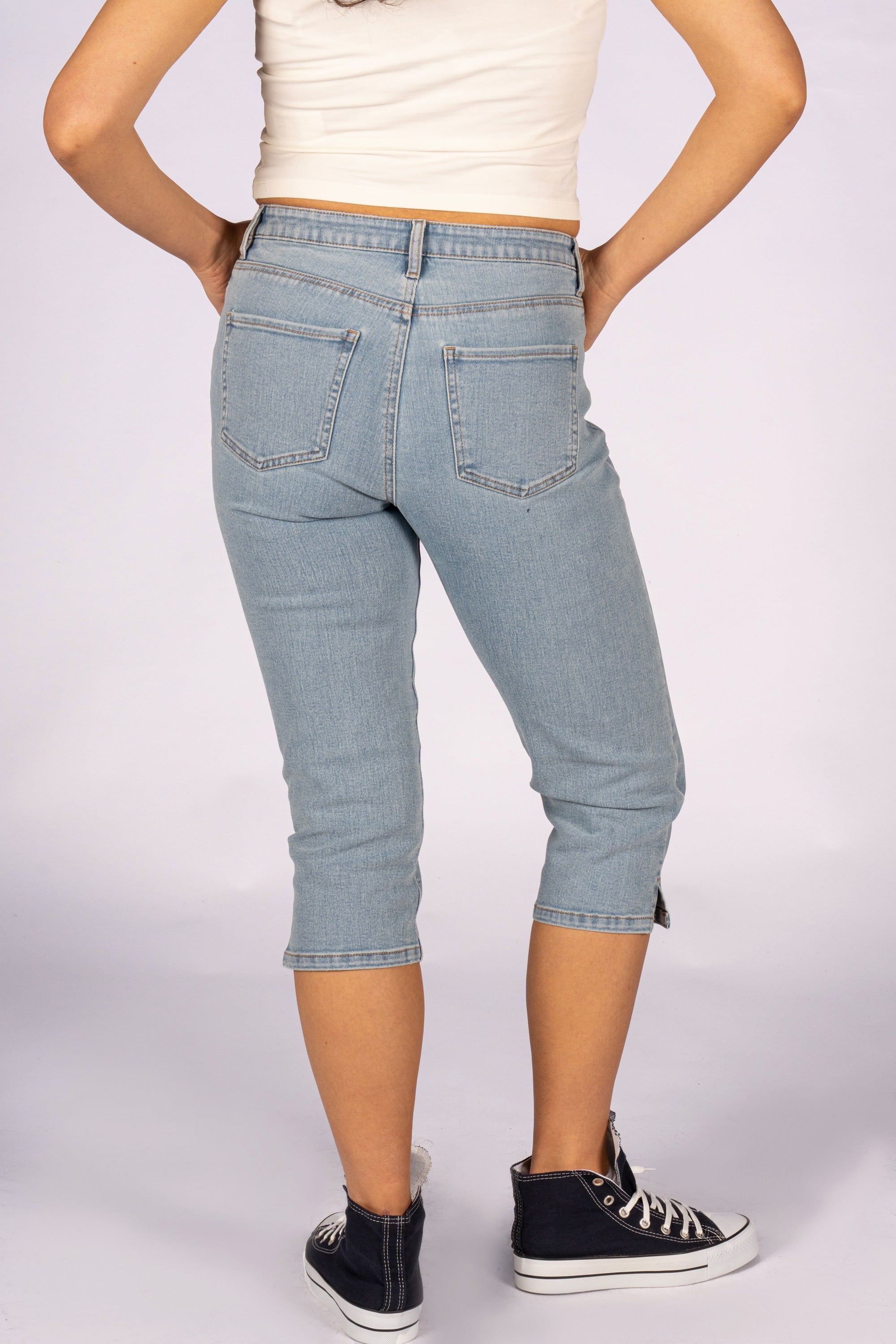 Sunny Sculpy Slim Fit Yüksek Bel Kapri Boy Açık Indigo Kadın Jean Pantolon