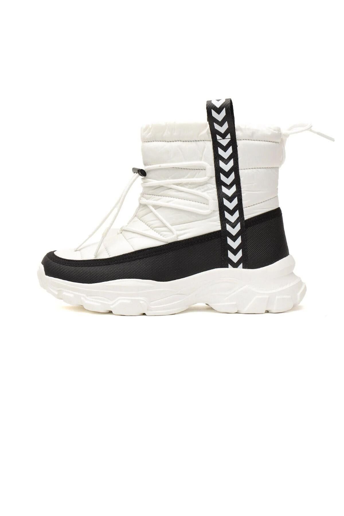 HUMMEL KADIN OUTDOOR HML HERMOSA 900399