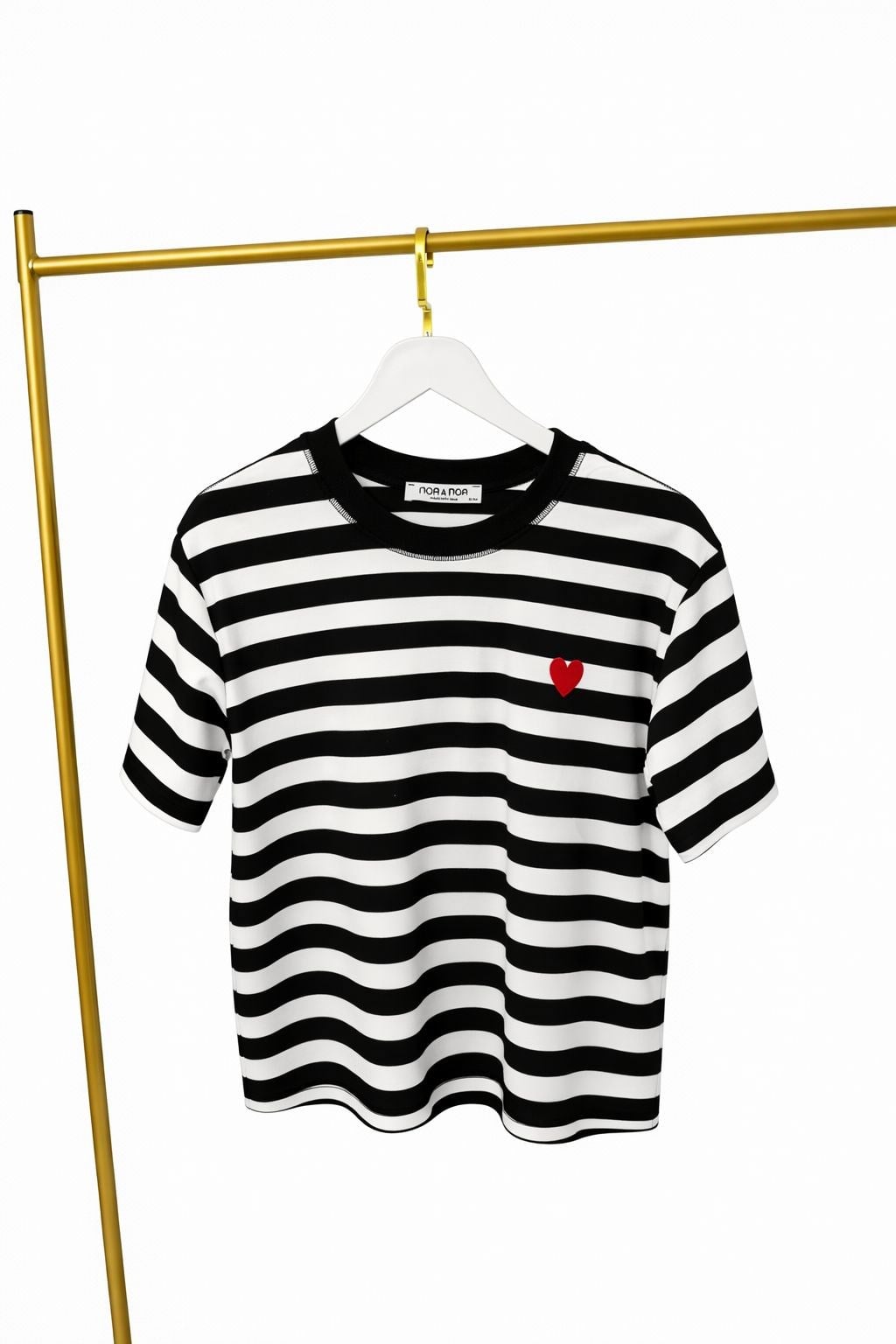 Kalp Nakışlı Çizgili T-shirt