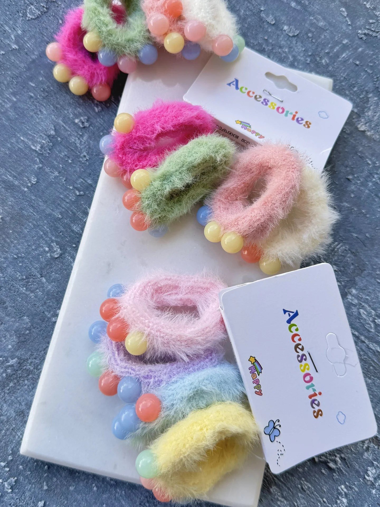 Boncuk Detaylı Peluş 4’lü Lastik Toka