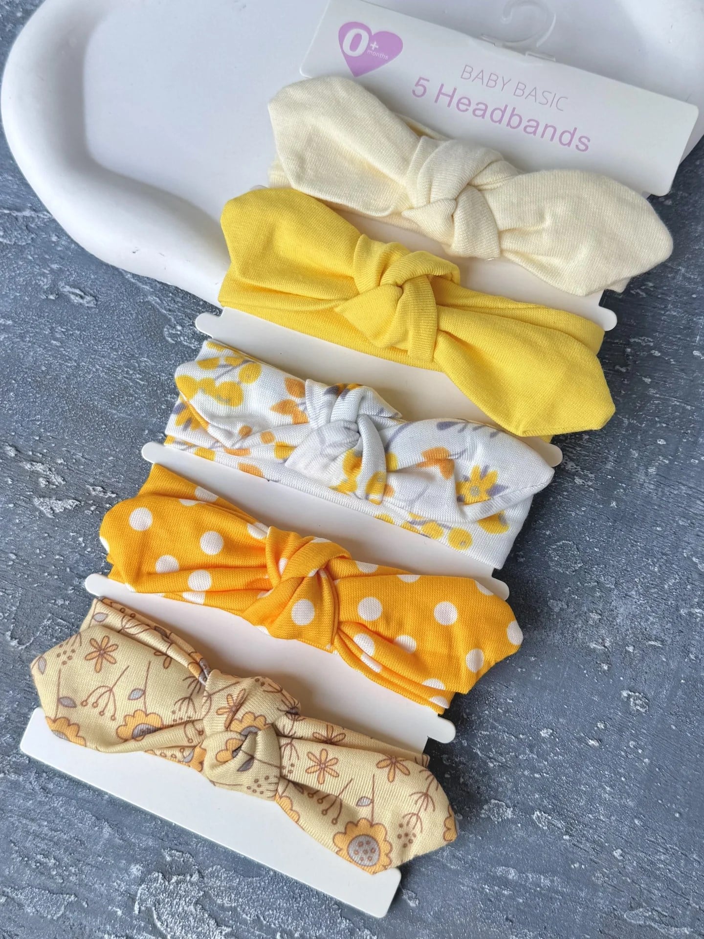 Ortası Düğüm Modelli Sarı Renk Bebek Bandana