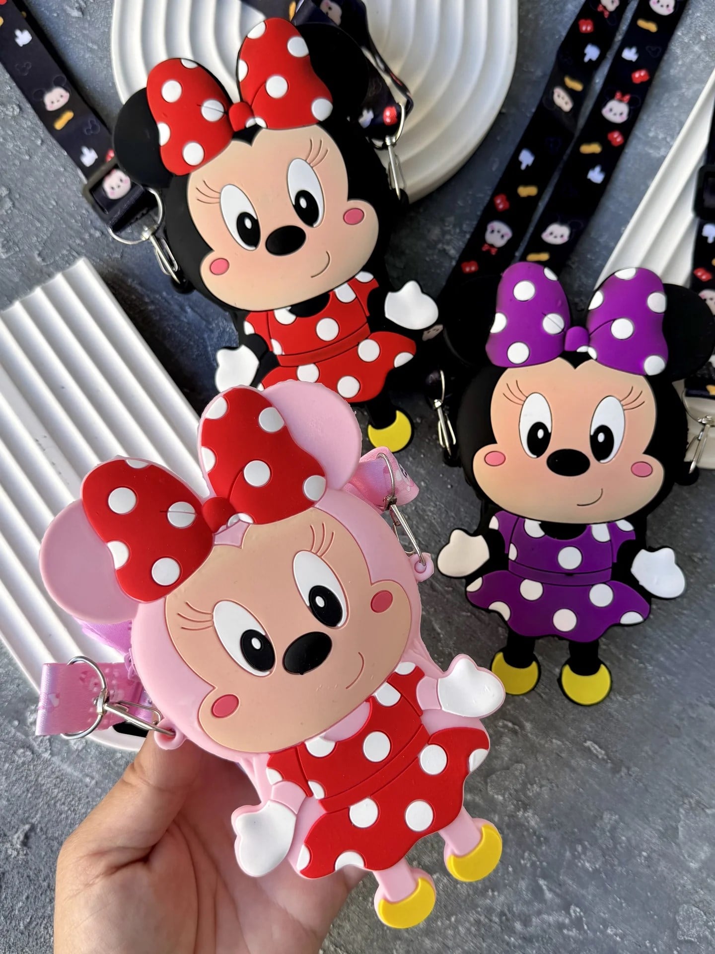 Elbiseli Minnie Silikon Askılı Çanta 