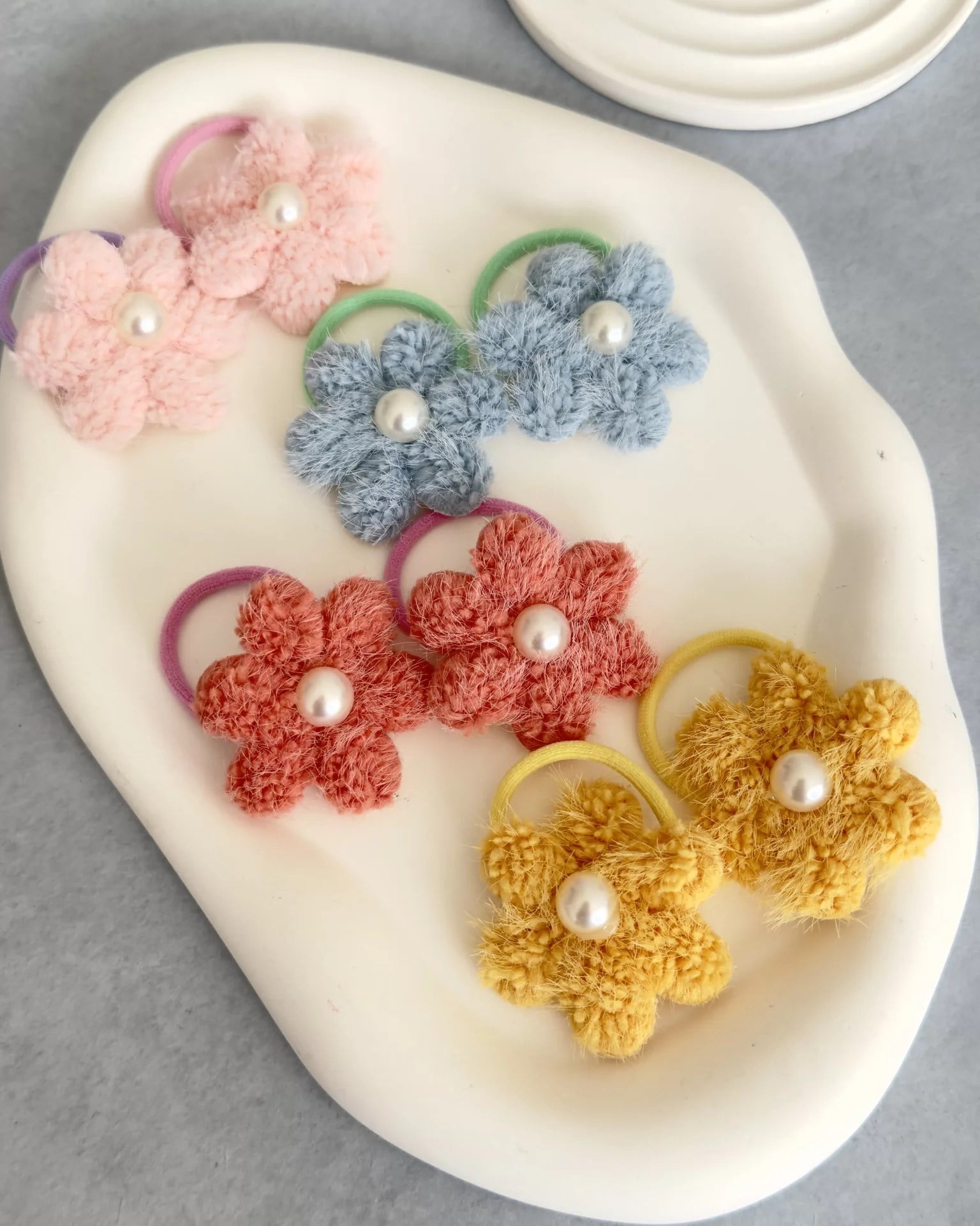 Peluş Papatya Lastik