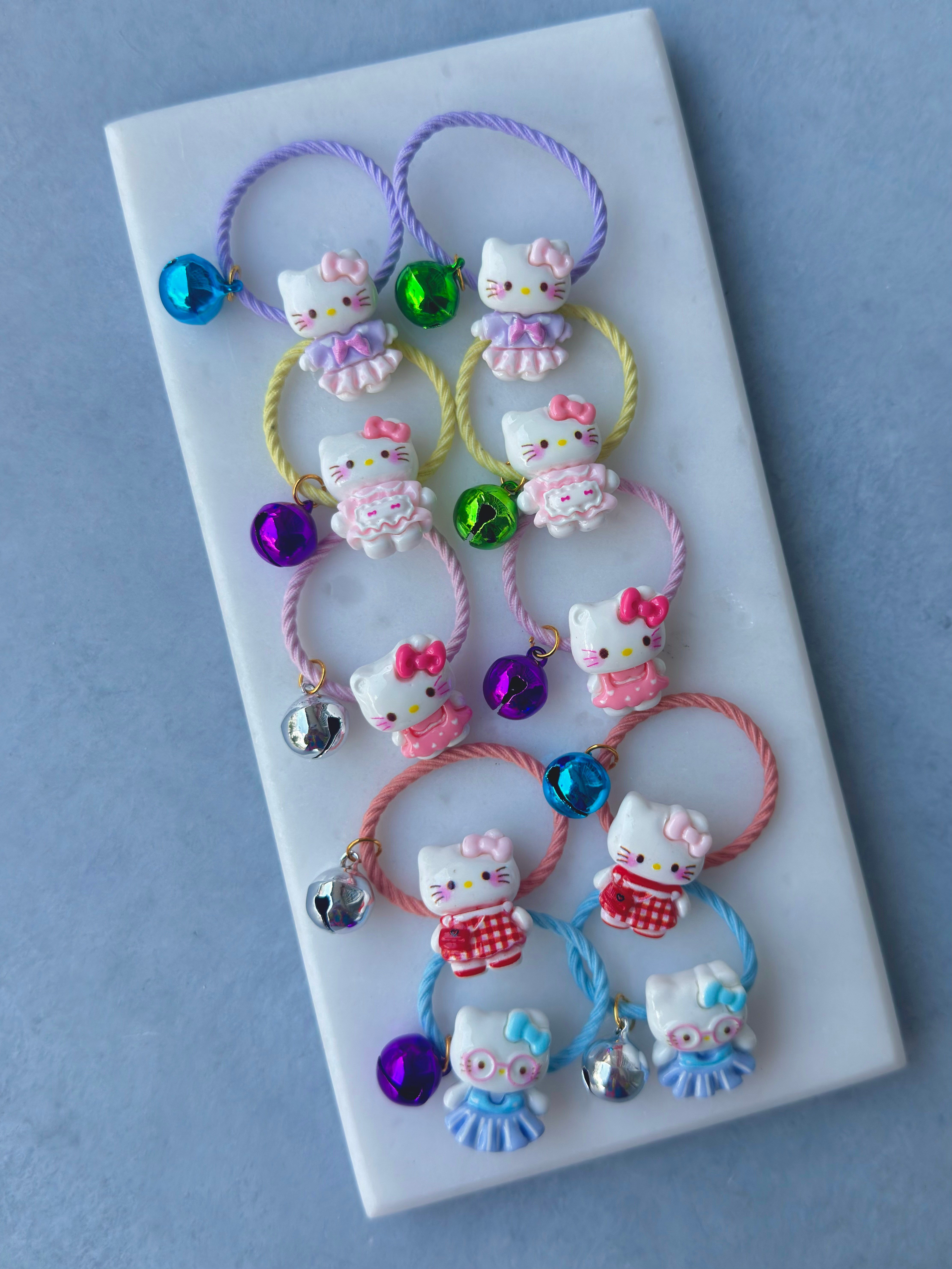Zil Sallantılı Hello Kitty Lastik