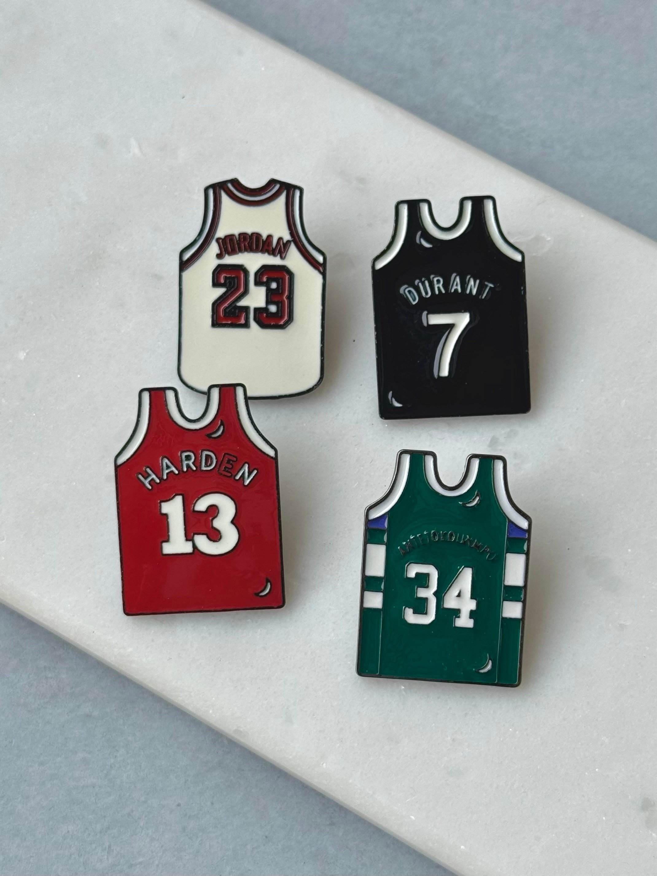 NBA Efsaneleri 4'Lü Rozet Seti