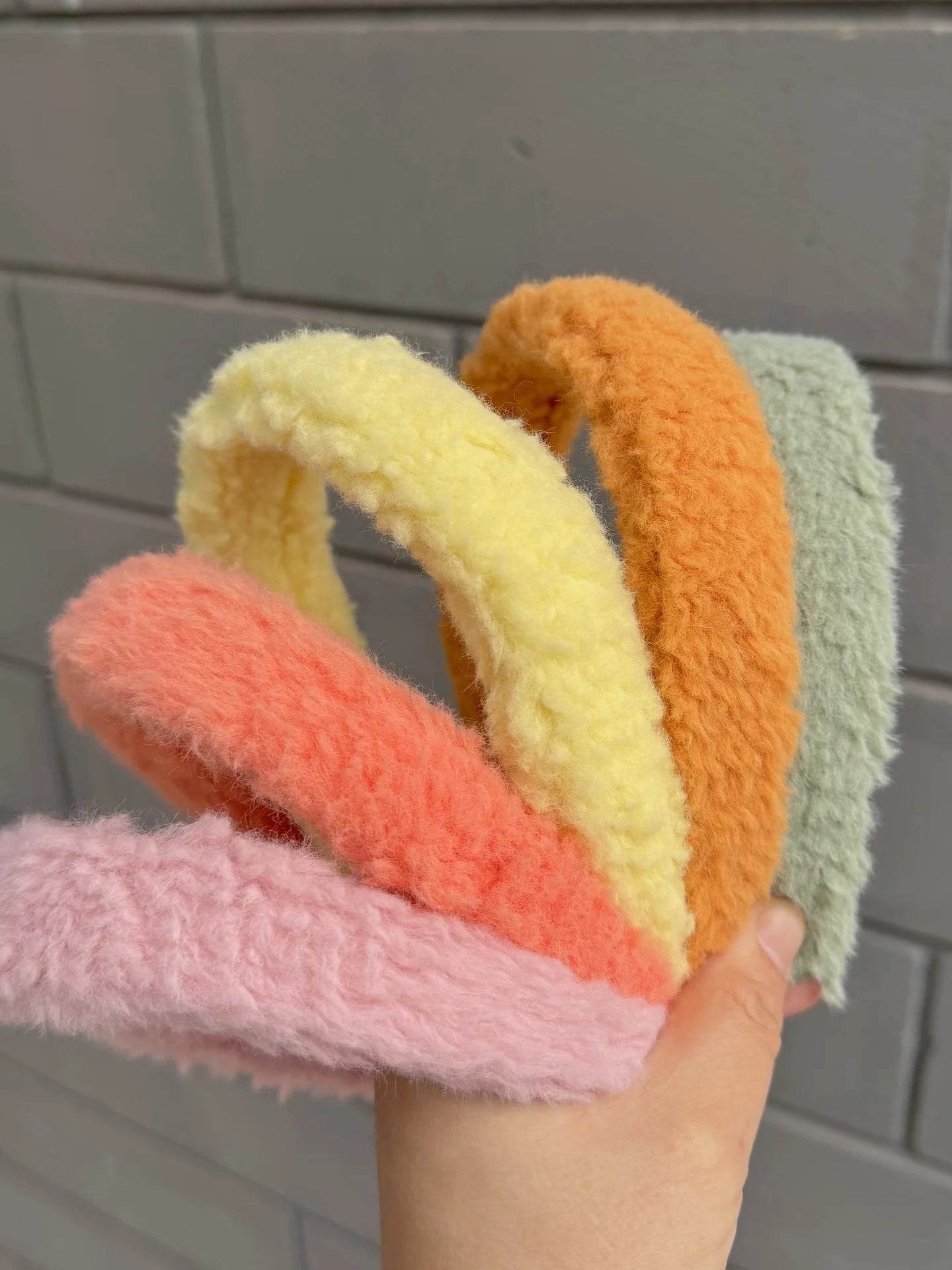 Polar Peluş Taç